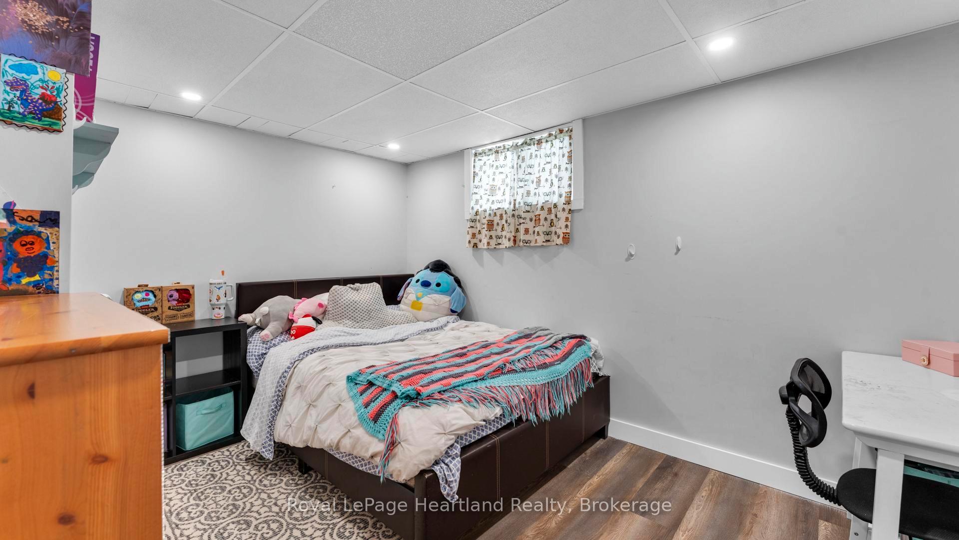 Photo 30 of 296 Walnut Street S, Goderich, Goderich (Town) — HOMEH