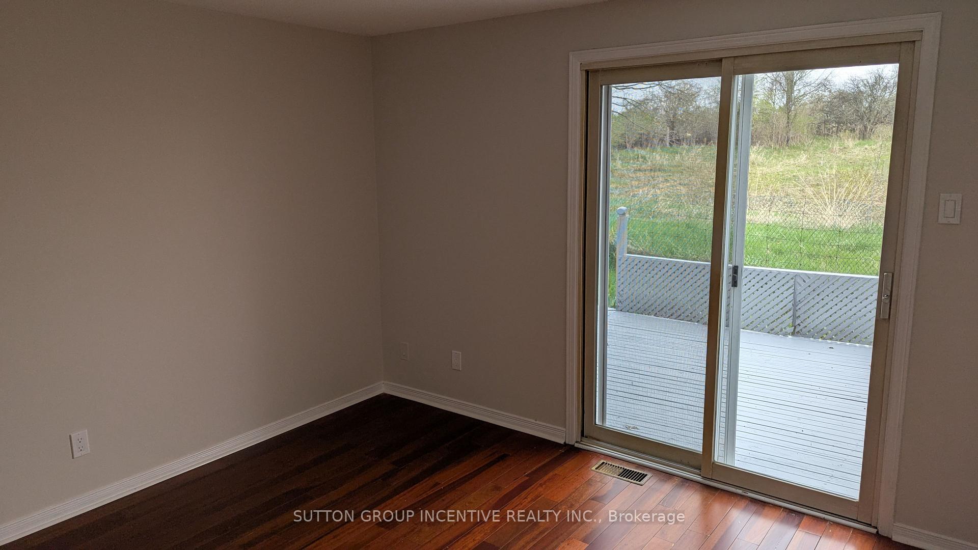 Photo 6 of 49 Royal Oak Drive, Innisfil, Cookstown — HOMEH