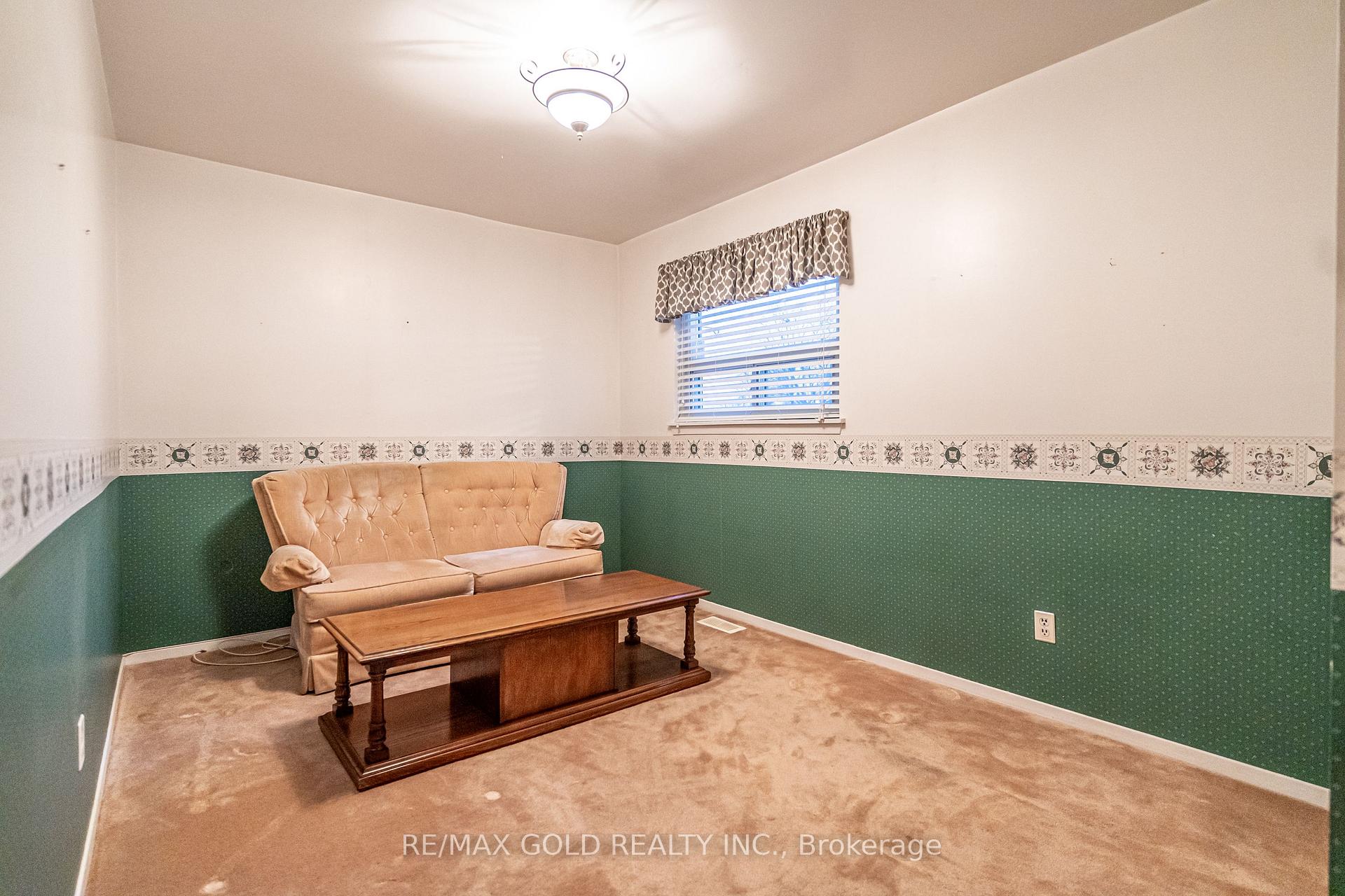 Photo 7 of 45 Belmont Drive, Brampton, Avondale — HOMEH