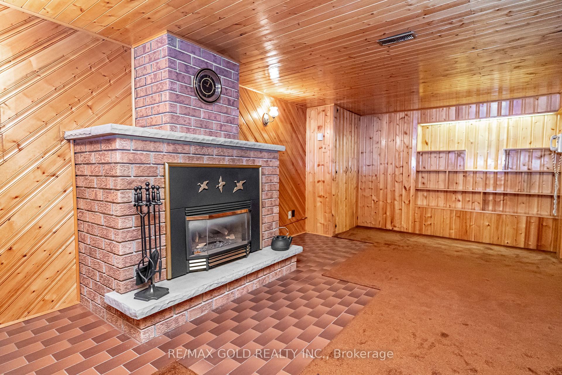 Photo 35 of 45 Belmont Drive, Brampton, Avondale — HOMEH
