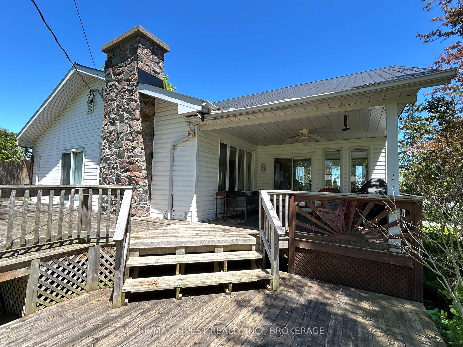 Front of 174 County Road 4