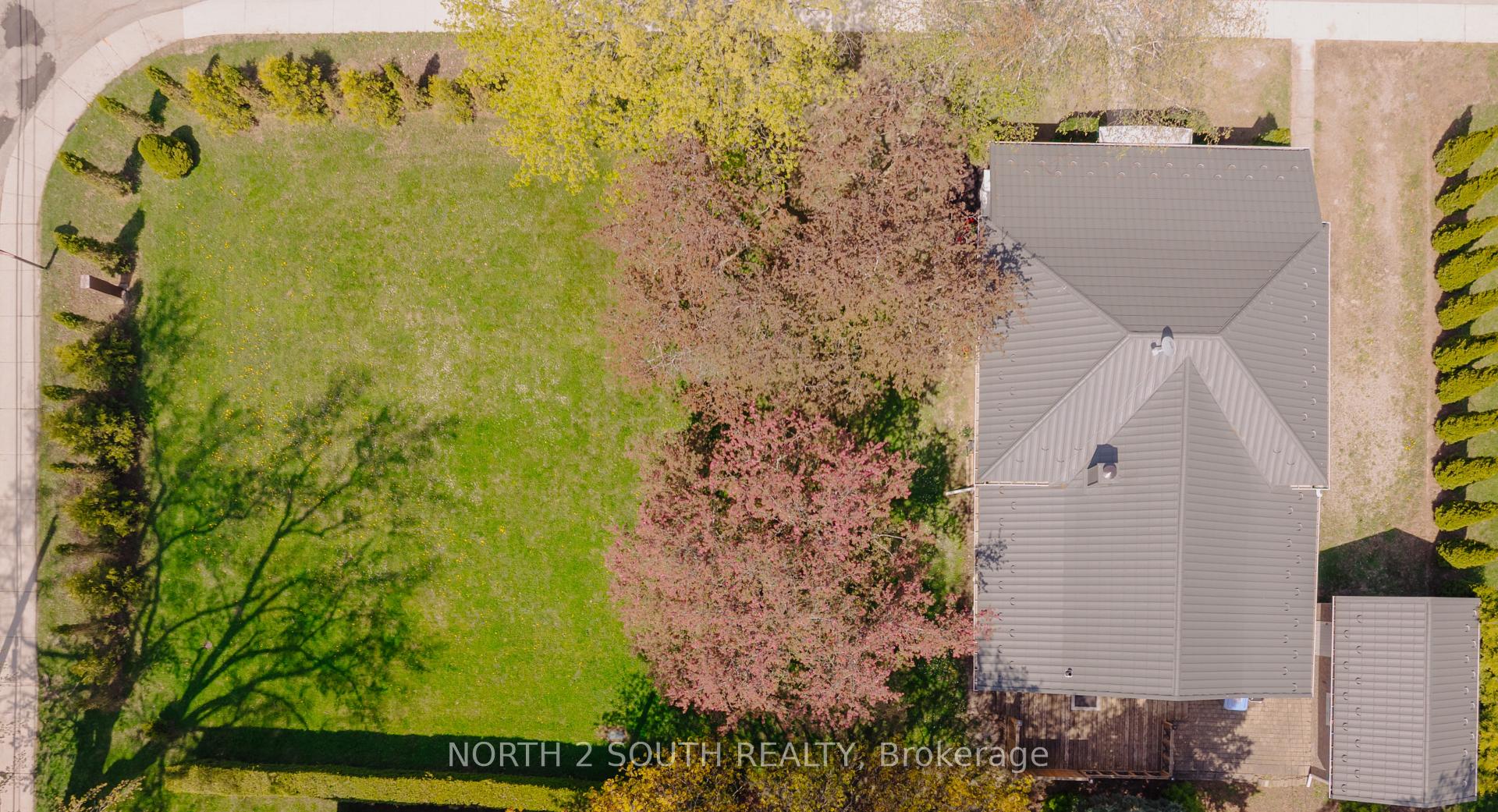 Photo 37 of 40 Sparling Street, Huron East, Seaforth — HOMEH