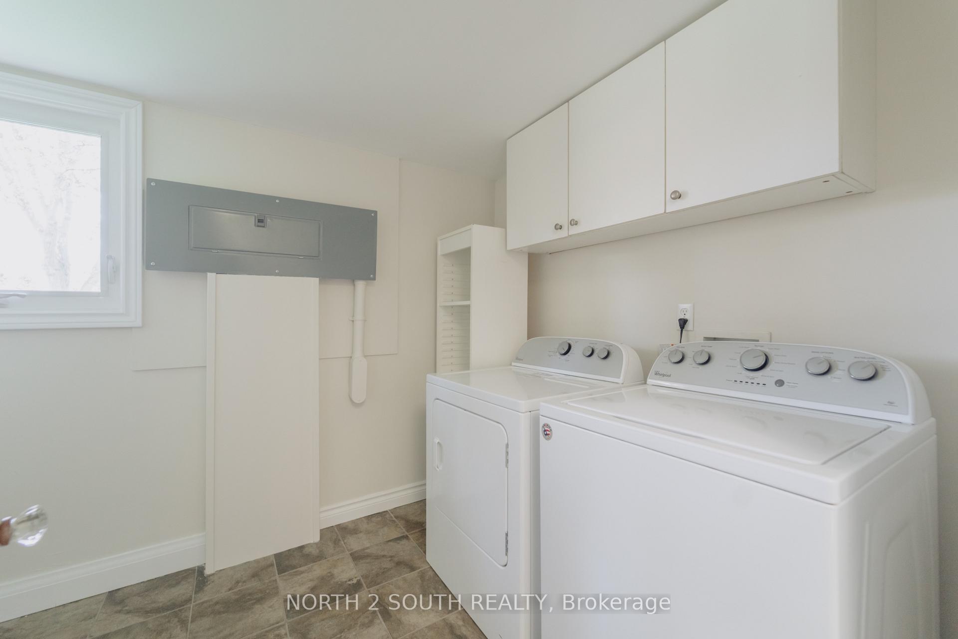 Photo 38 of 40 Sparling Street, Huron East, Seaforth — HOMEH