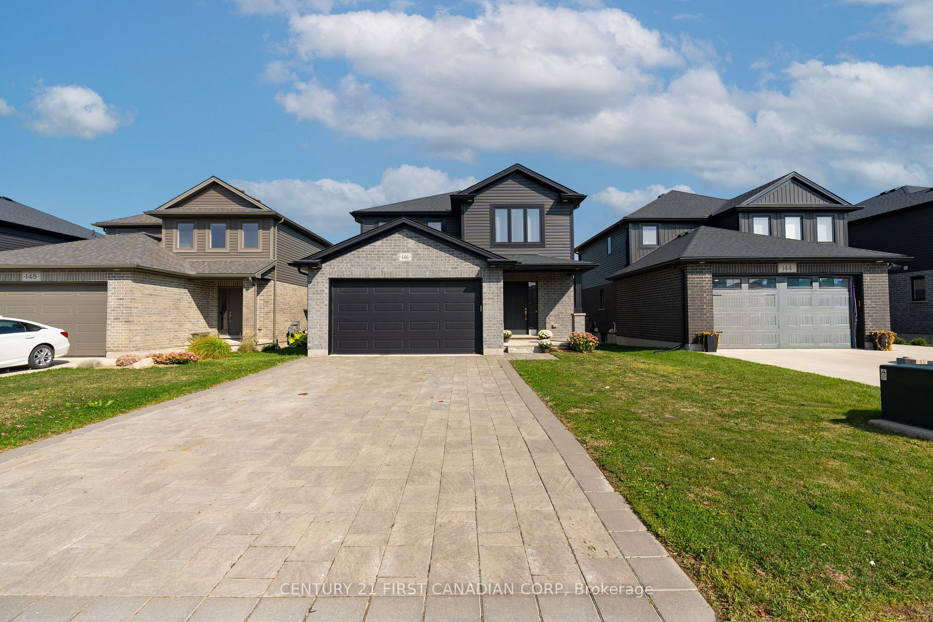 Photo 2 of 146 Gilmour Drive, Lucan Biddulph, Lucan — HOMEH