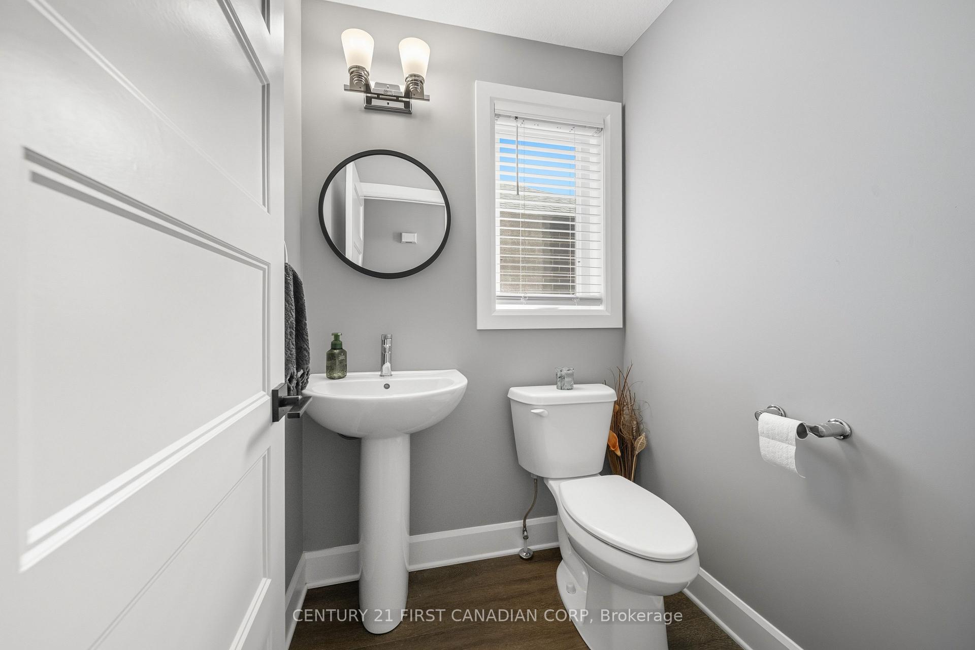 Photo 15 of 146 Gilmour Drive, Lucan Biddulph, Lucan — HOMEH