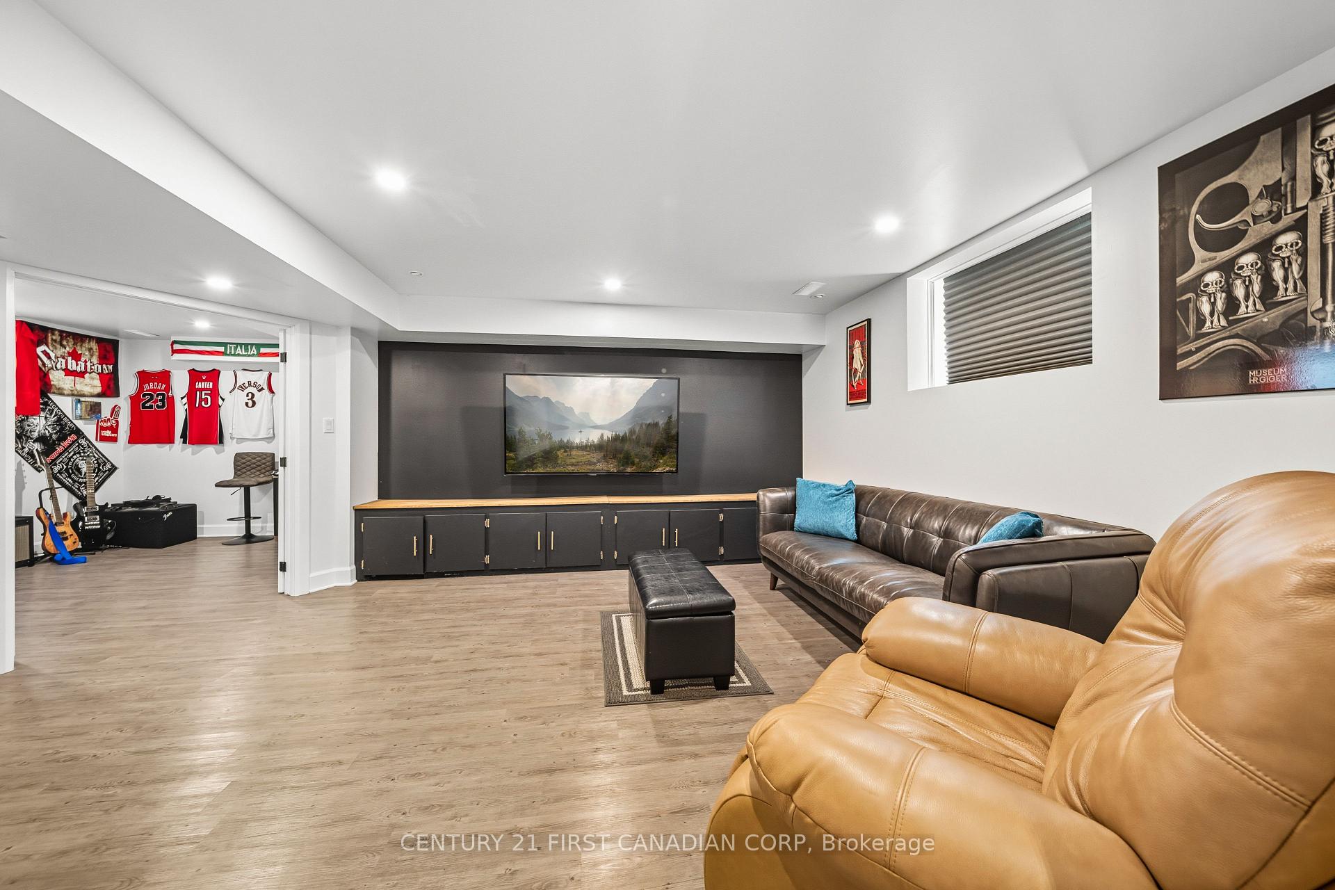 Photo 27 of 146 Gilmour Drive, Lucan Biddulph, Lucan — HOMEH