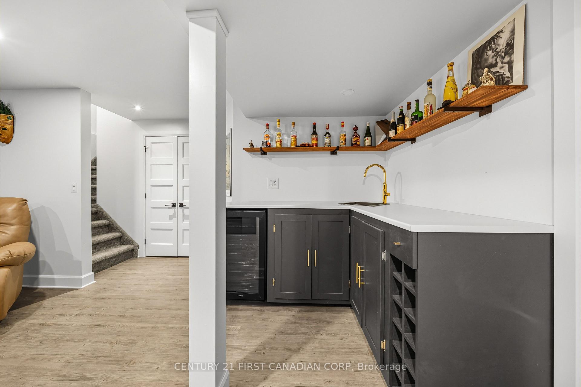 Photo 29 of 146 Gilmour Drive, Lucan Biddulph, Lucan — HOMEH