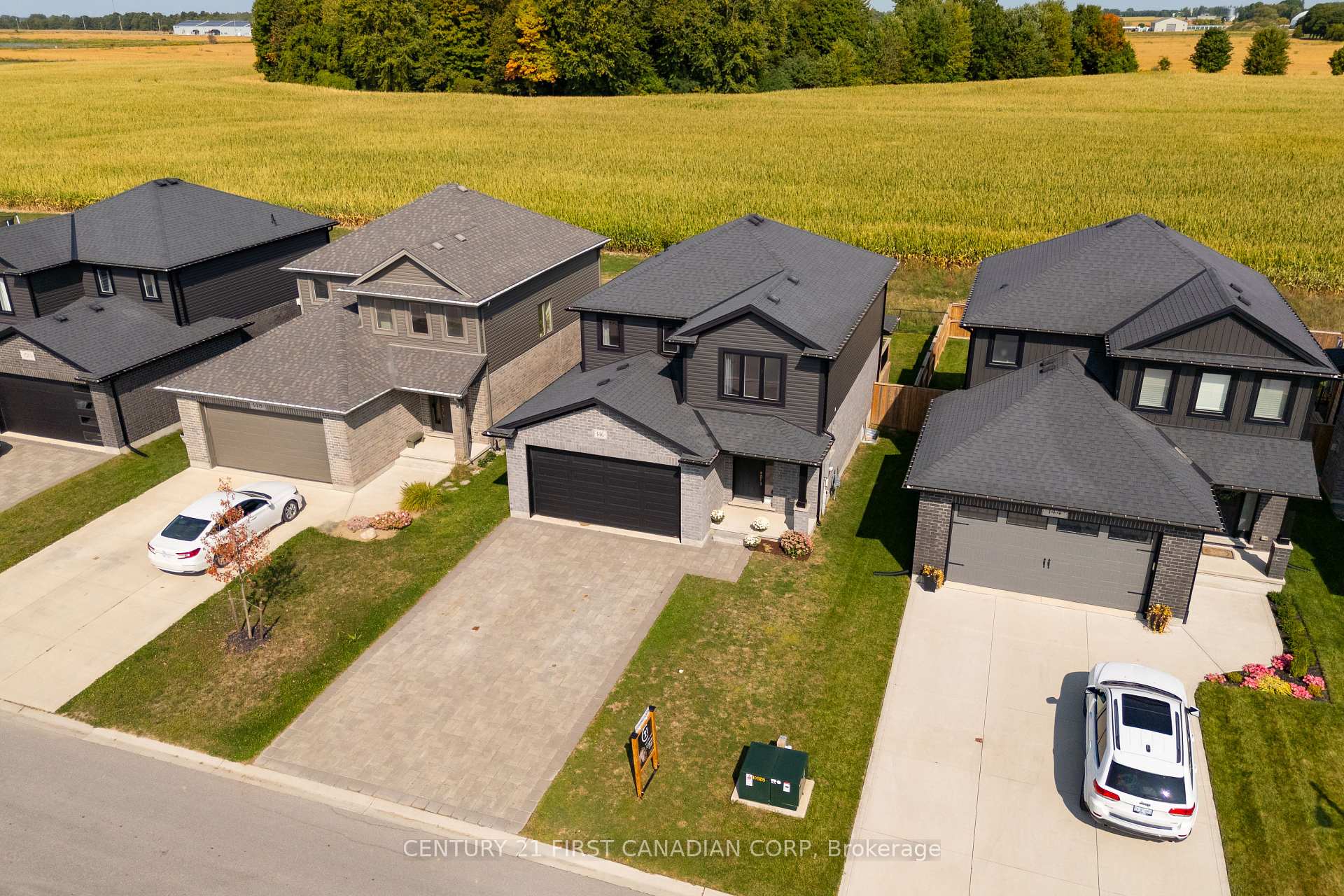 Photo 38 of 146 Gilmour Drive, Lucan Biddulph, Lucan — HOMEH
