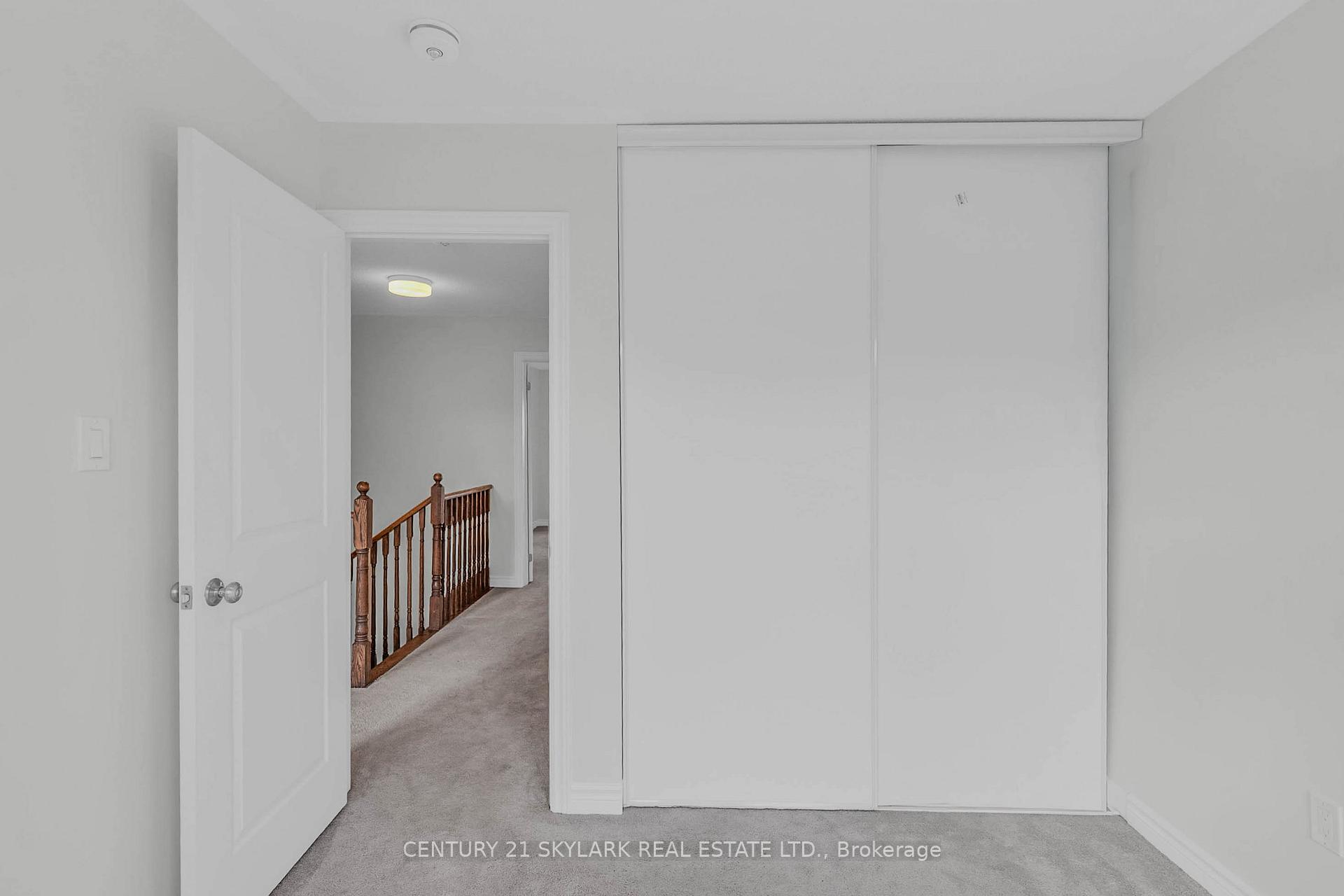 Photo 7 of 40 Douet Lane, Ajax, South East — HOMEH