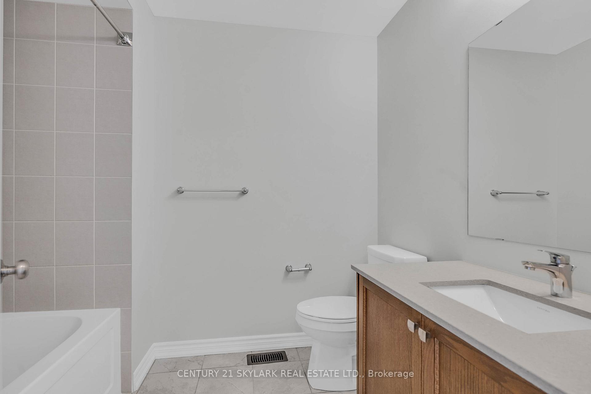 Photo 28 of 40 Douet Lane, Ajax, South East — HOMEH