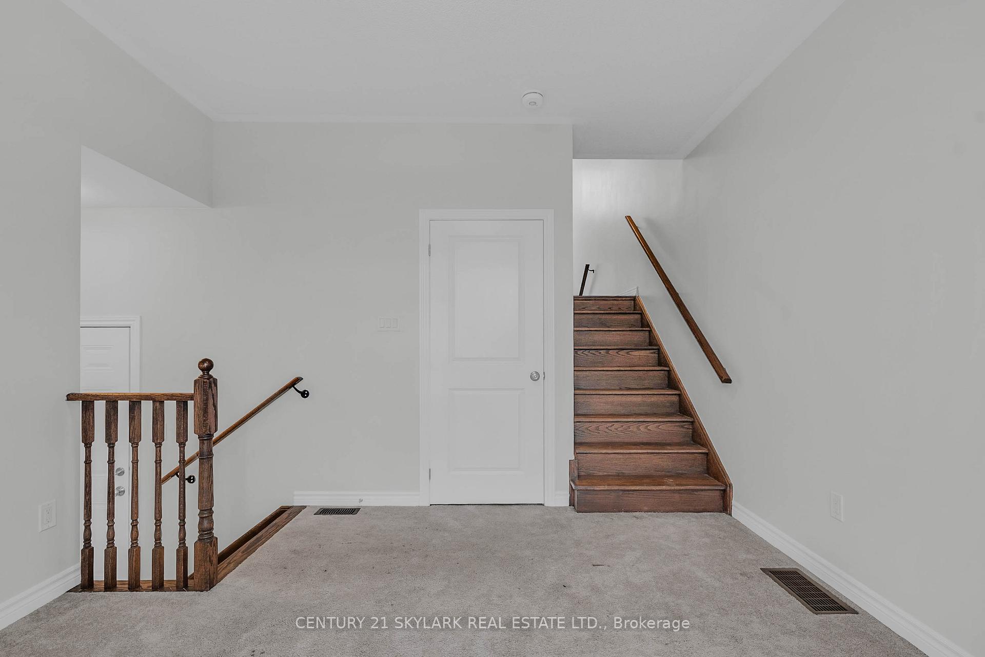 Photo 17 of 40 Douet Lane, Ajax, South East — HOMEH