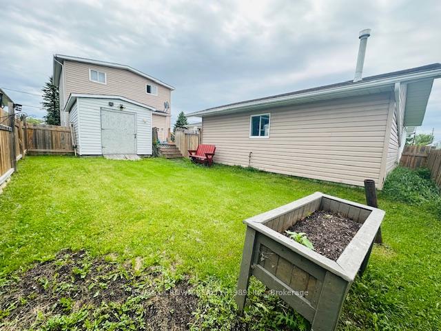 Photo 7 of 23 Cartier Avenue, Kapuskasing — HOMEH