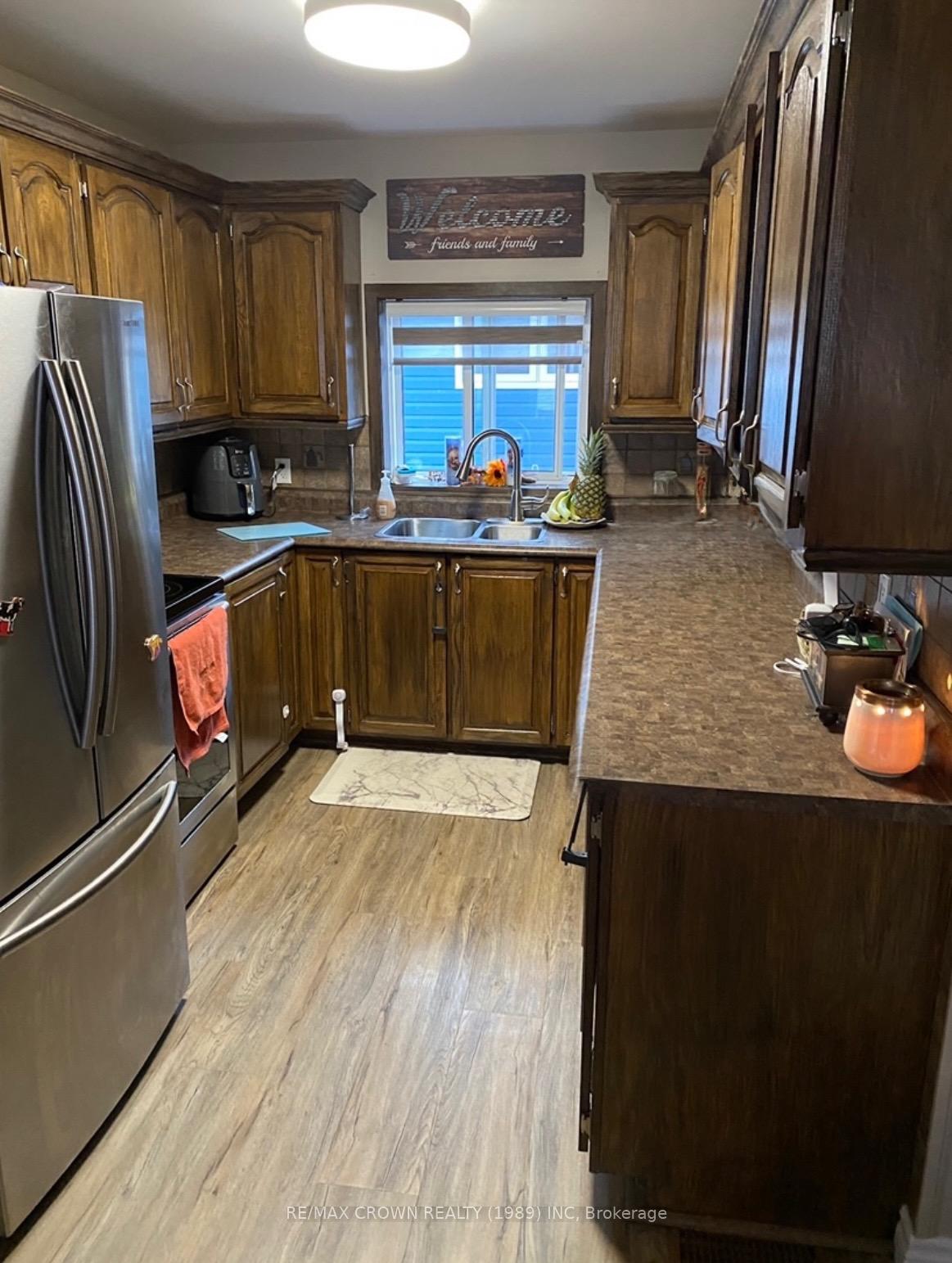 Photo 10 of 23 Cartier Avenue, Kapuskasing — HOMEH