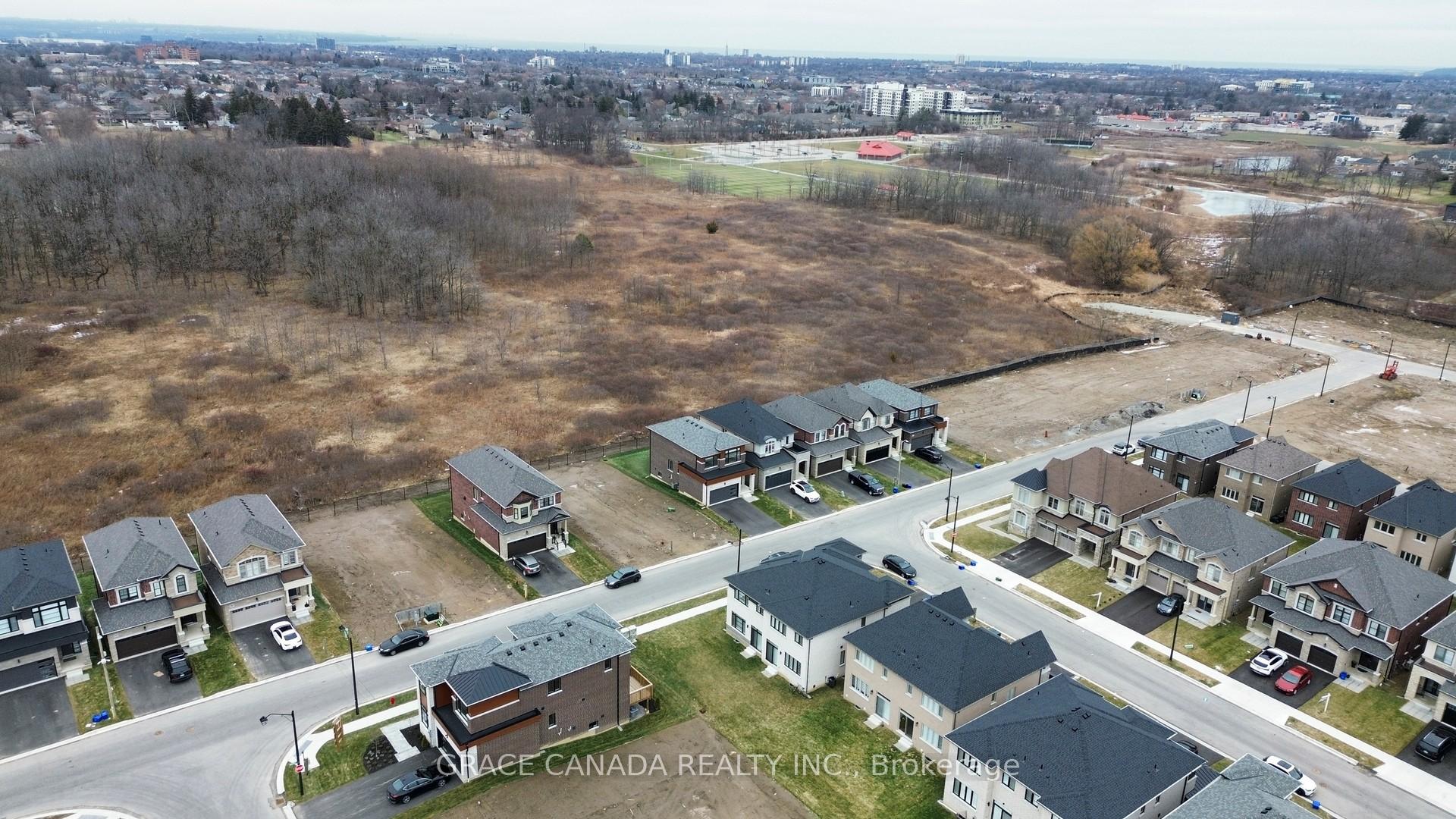 Photo 44 of 231 Alessio Drive, Hamilton, Sheldon — HOMEH