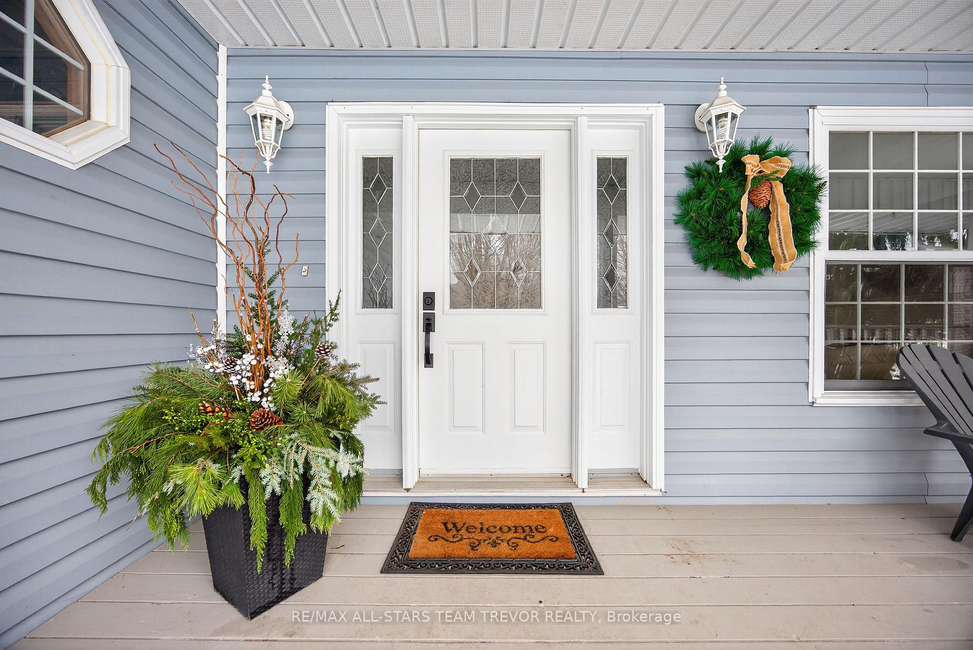 Photo 2 of 5 Bailey Crescent, Tiny, Wyevale — HOMEH