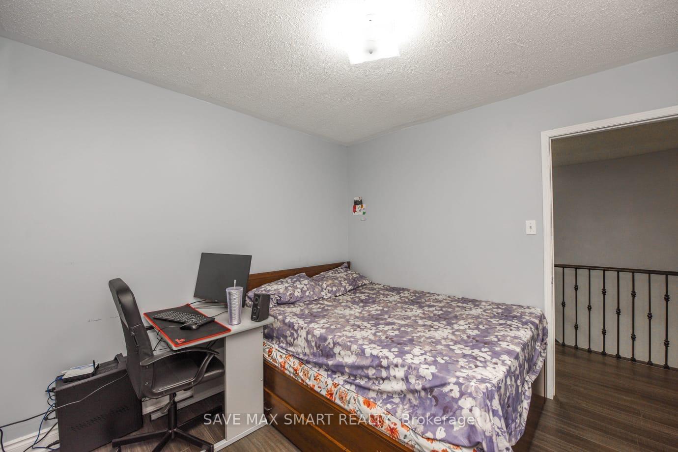 Photo 22 of 14 Willow Park Drive, Brampton, Sandringham-Wellington — HOMEH
