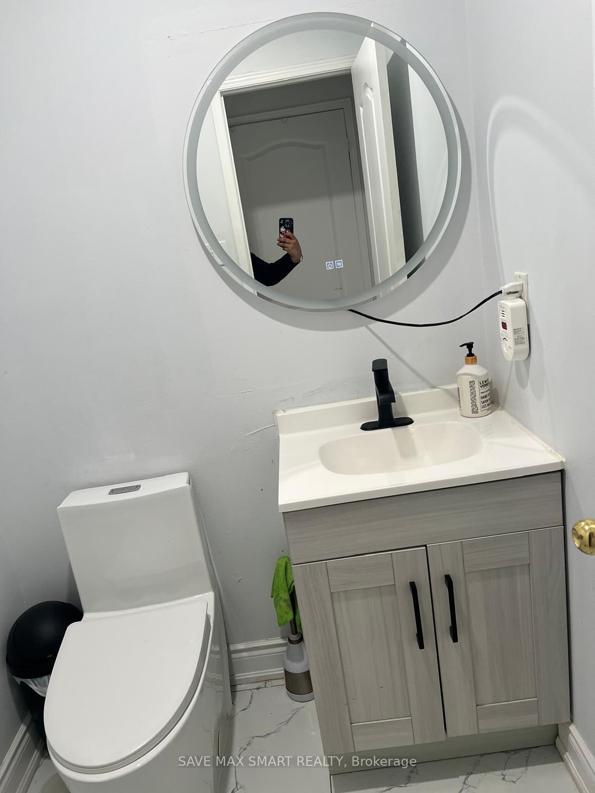 Photo 21 of 14 Willow Park Drive, Brampton, Sandringham-Wellington — HOMEH