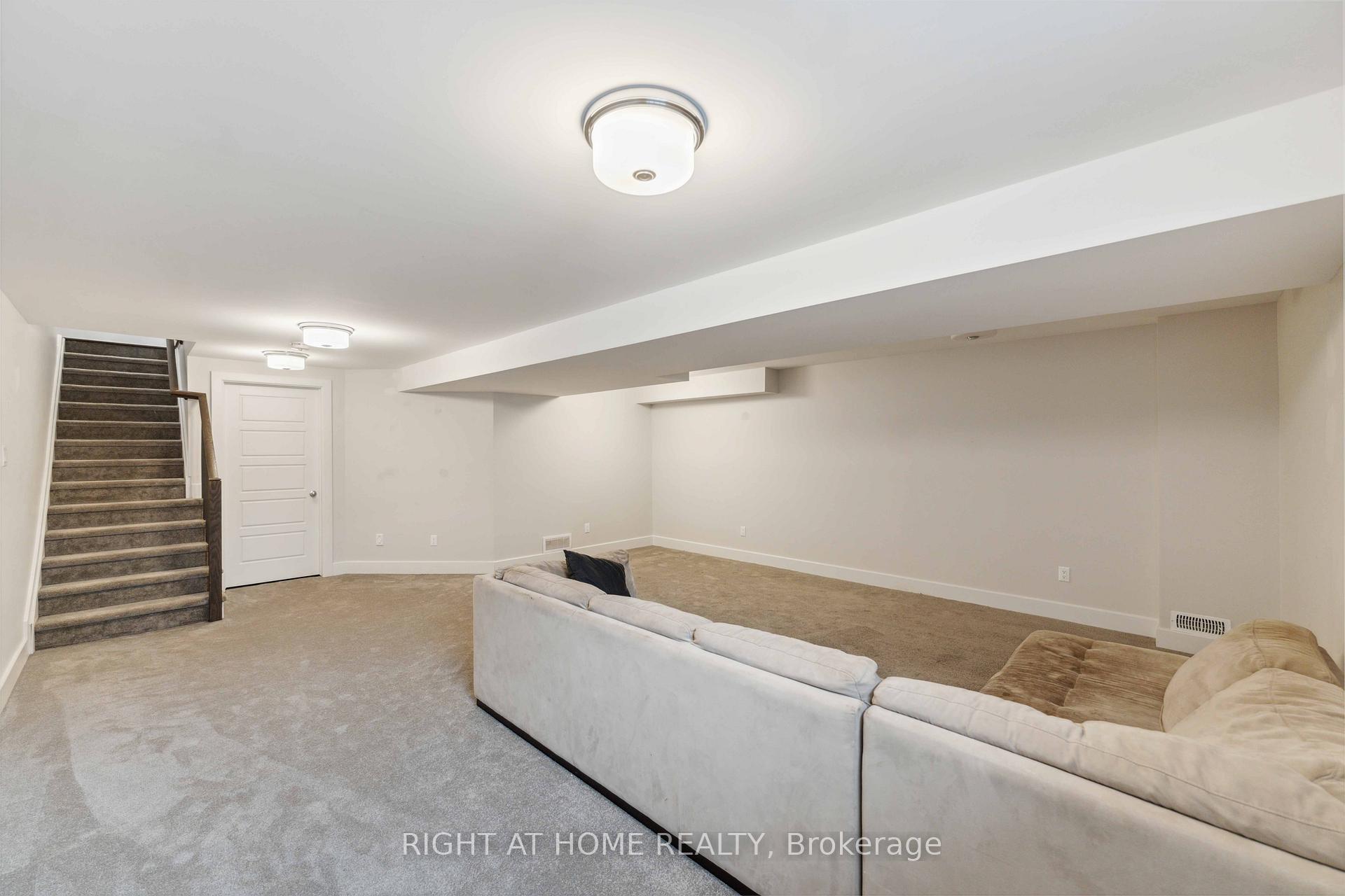 Photo 23 of 632 Moonflower Crescent W, Ottawa, Blossom Park/Kemp Park/Findlay Creek — HOMEH