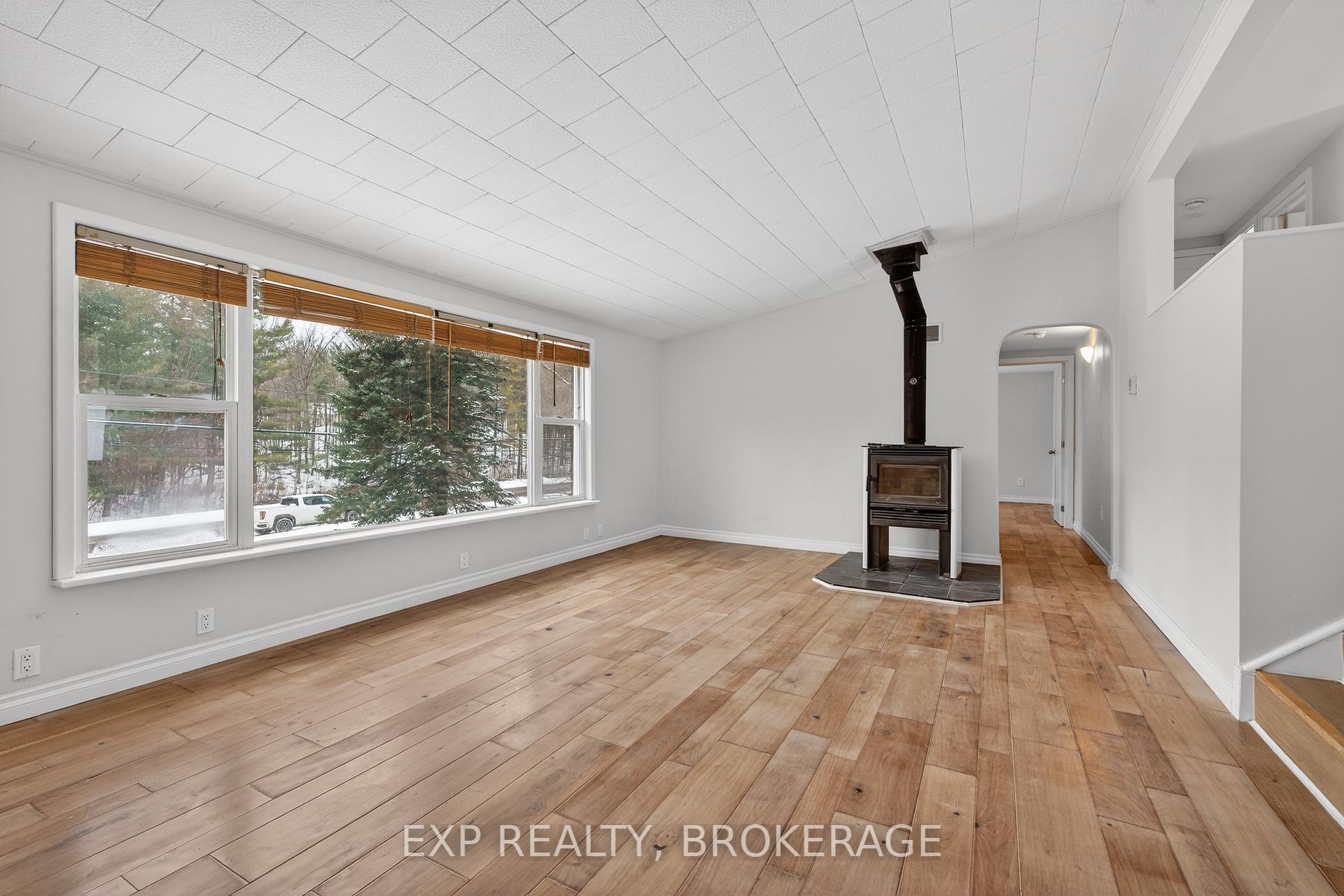 Photo 9 of 6402 Perth Road, Frontenac, Frontenac South — HOMEH