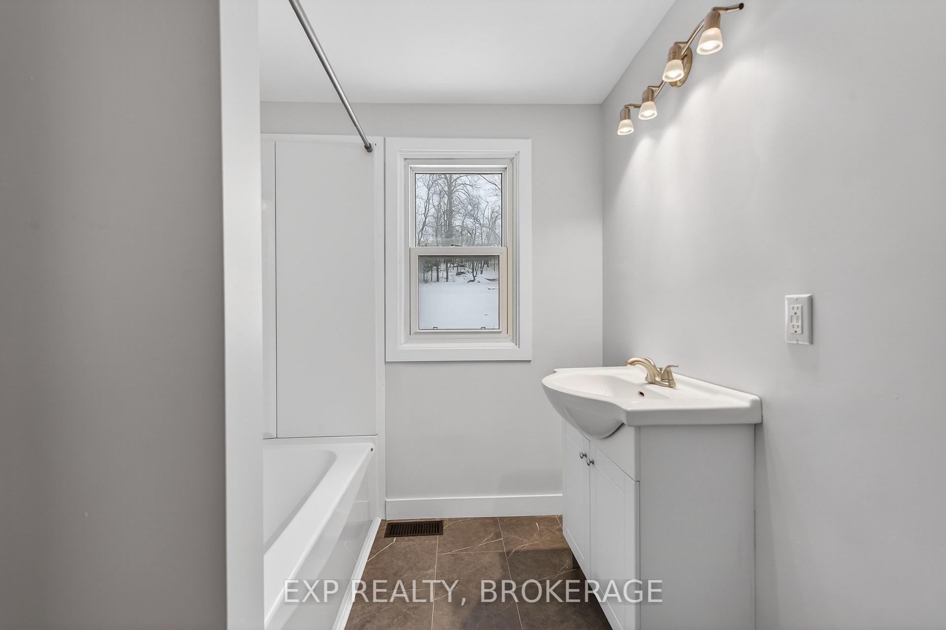 Photo 24 of 6402 Perth Road, Frontenac, Frontenac South — HOMEH
