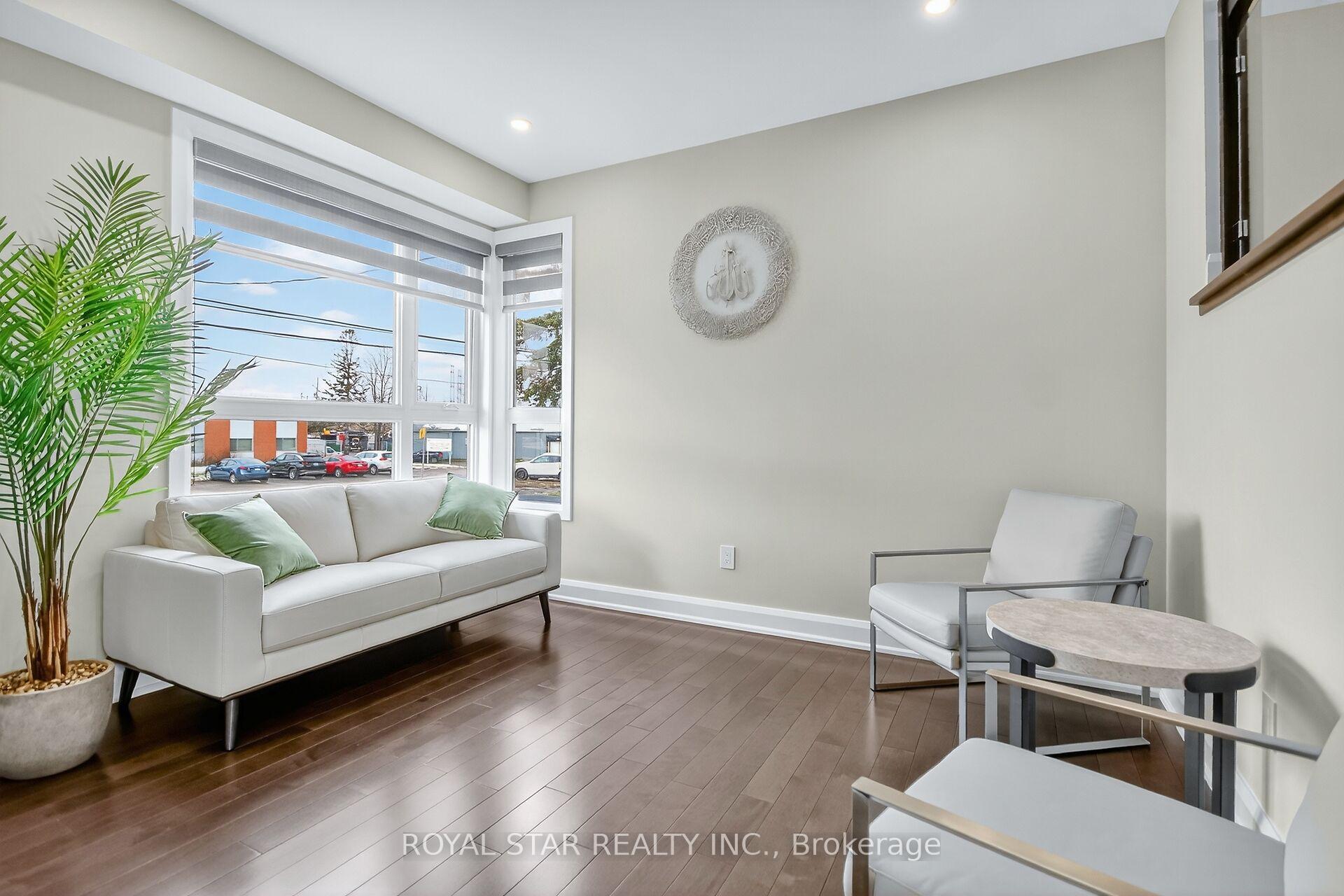 Photo 9 of 17 Rideau Heights Drive, Ottawa, Rideau Heights/Rideau River — HOMEH