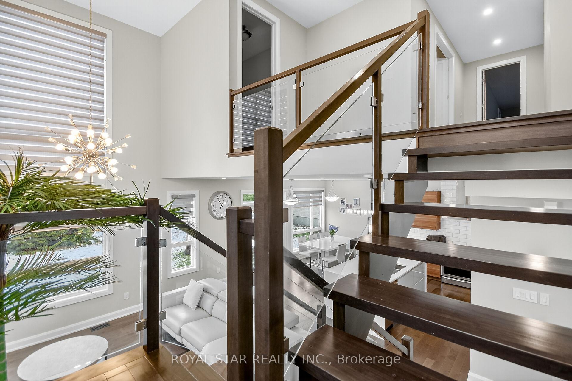 Photo 7 of 17 Rideau Heights Drive, Ottawa, Rideau Heights/Rideau River — HOMEH