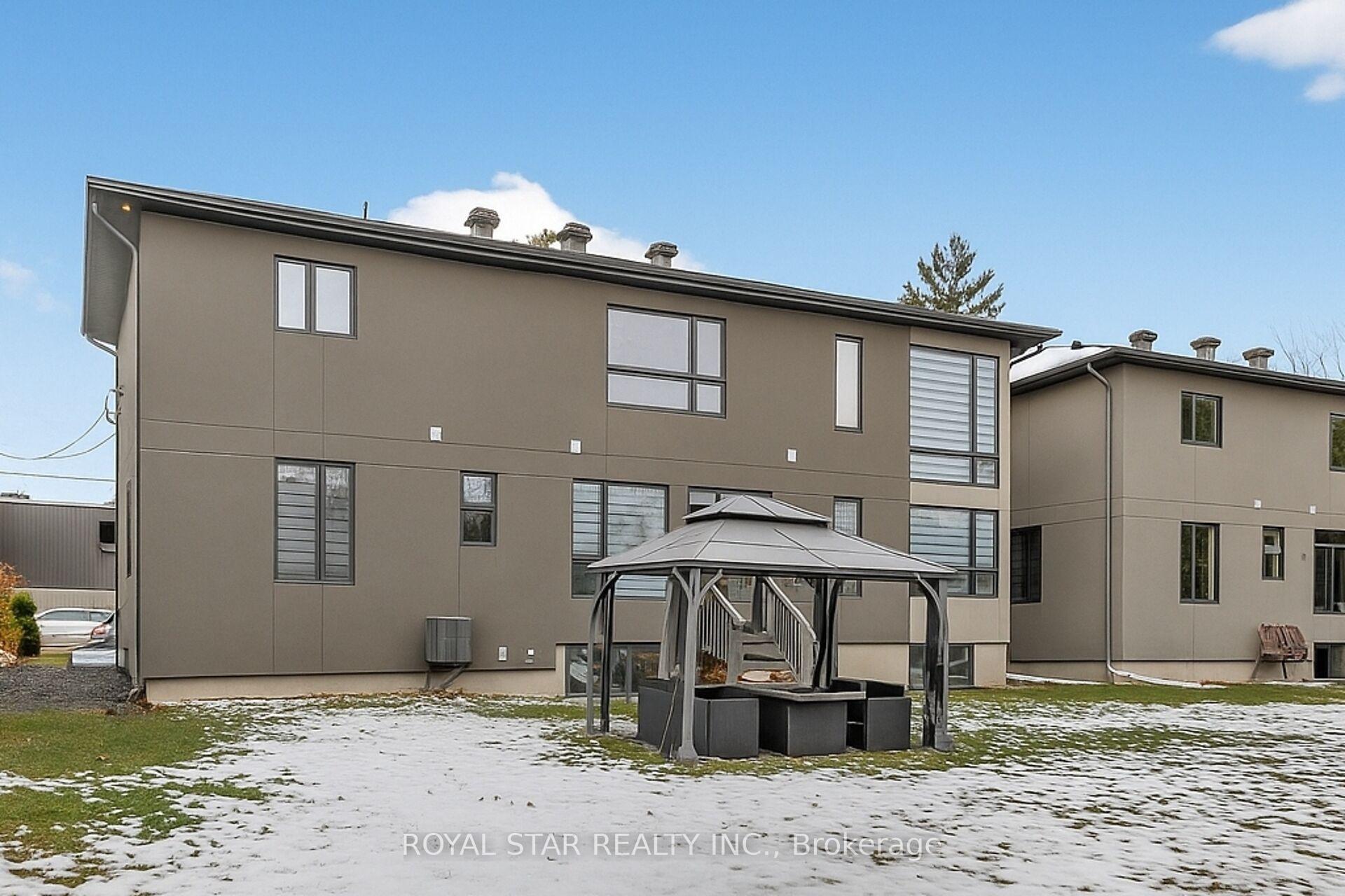 Photo 11 of 17 Rideau Heights Drive, Ottawa, Rideau Heights/Rideau River — HOMEH