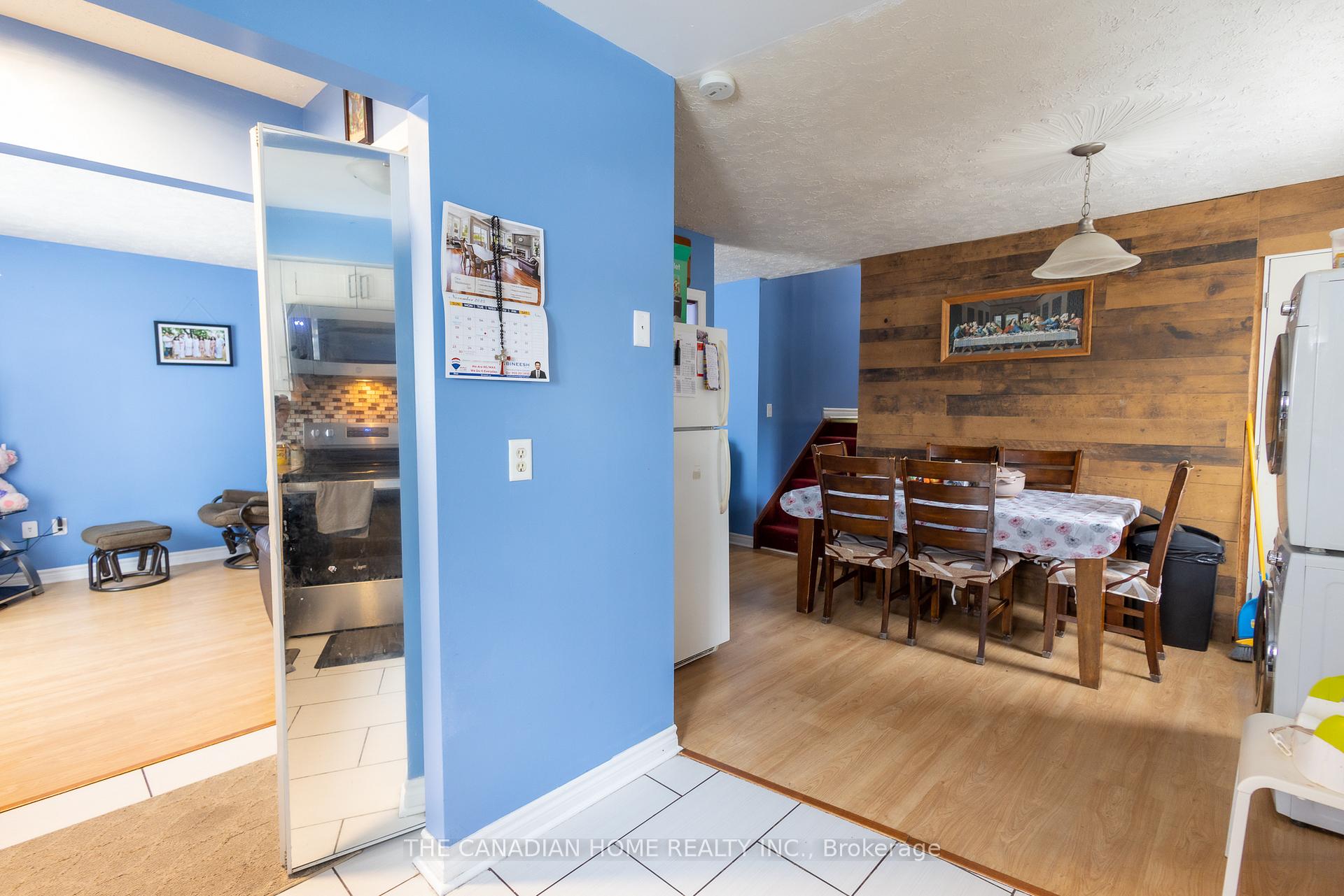 Photo 10 of 7789 Ethel Street, Niagara Falls, West Wood — HOMEH