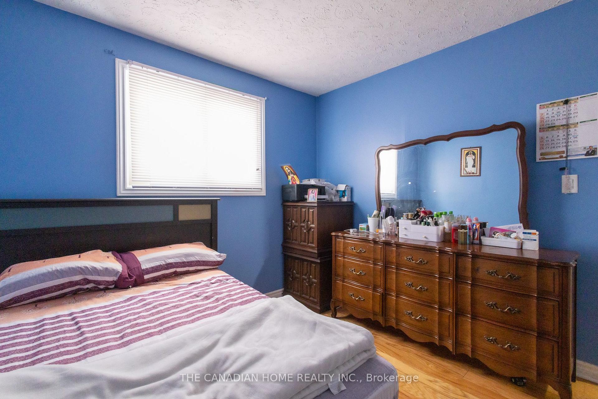 Photo 6 of 7789 Ethel Street, Niagara Falls, West Wood — HOMEH