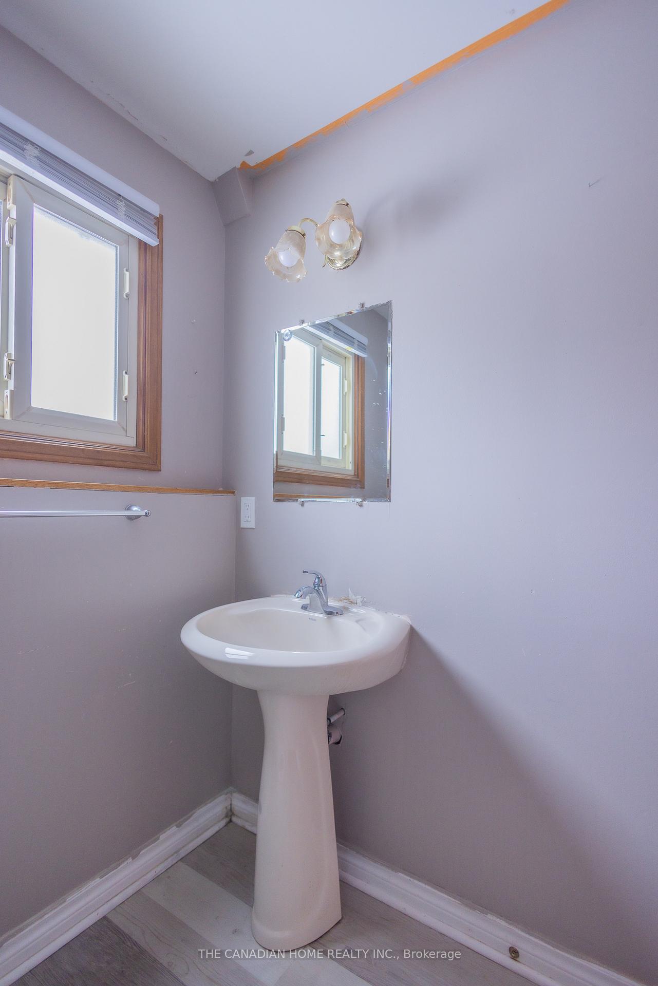 Photo 34 of 7789 Ethel Street, Niagara Falls, West Wood — HOMEH