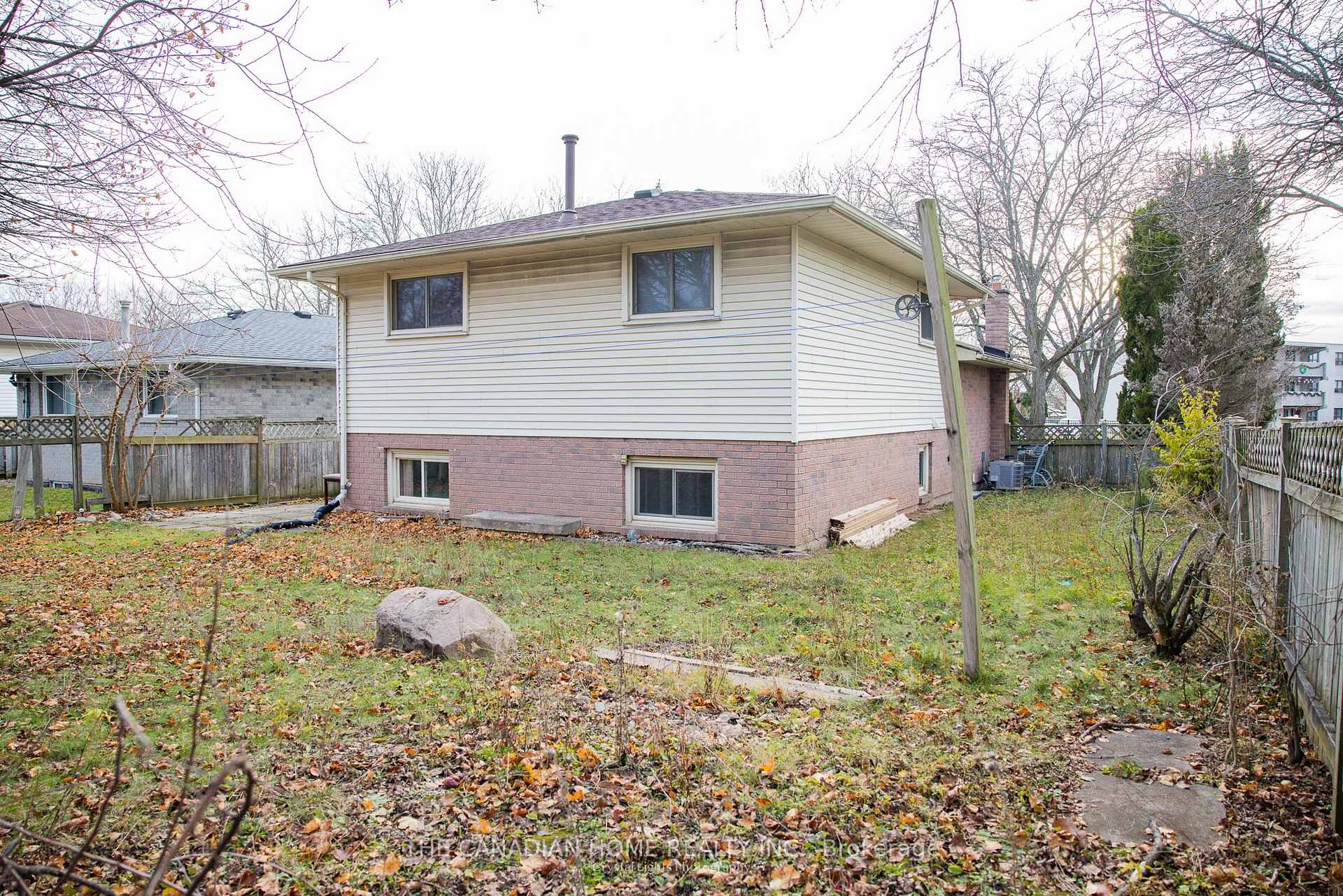 Photo 35 of 7789 Ethel Street, Niagara Falls, West Wood — HOMEH