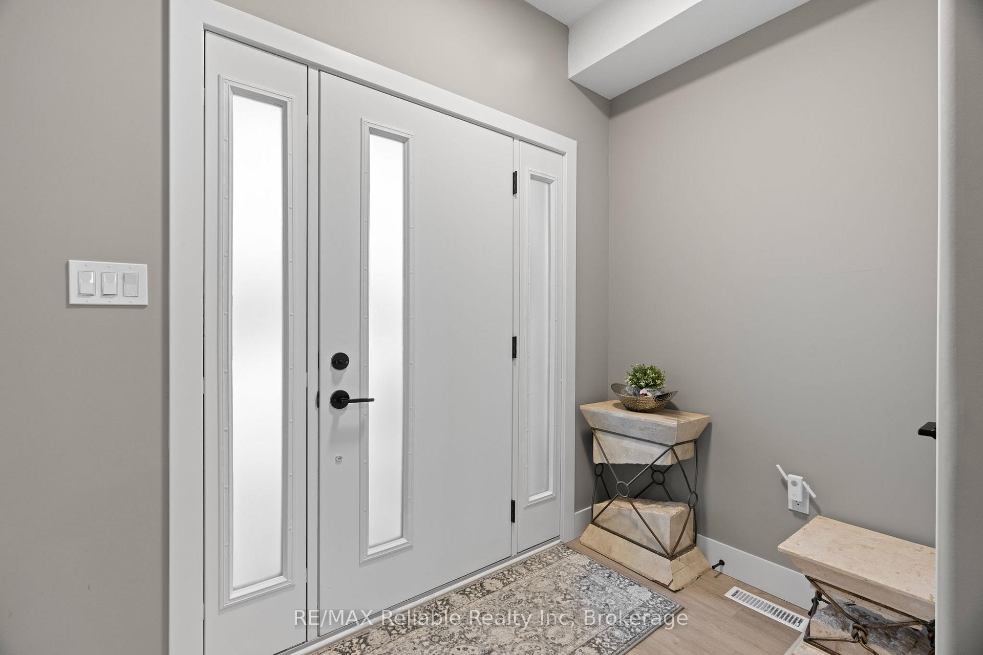 Photo 3 of 67 Briarhill Road, Huron East, Seaforth — HOMEH