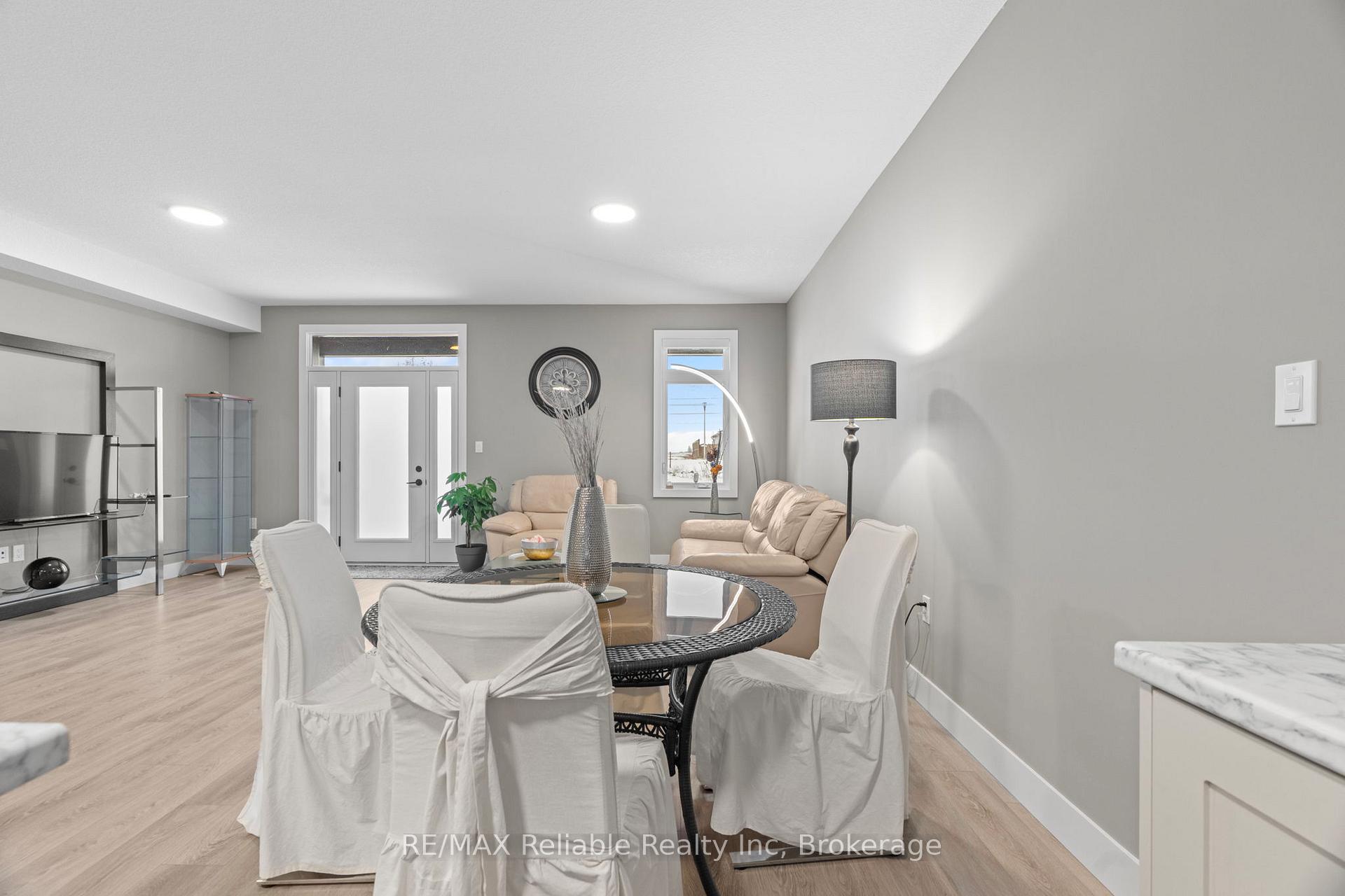 Photo 12 of 67 Briarhill Road, Huron East, Seaforth — HOMEH