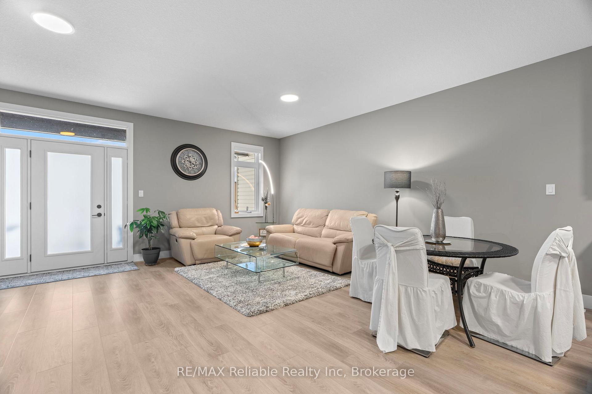 Photo 5 of 67 Briarhill Road, Huron East, Seaforth — HOMEH