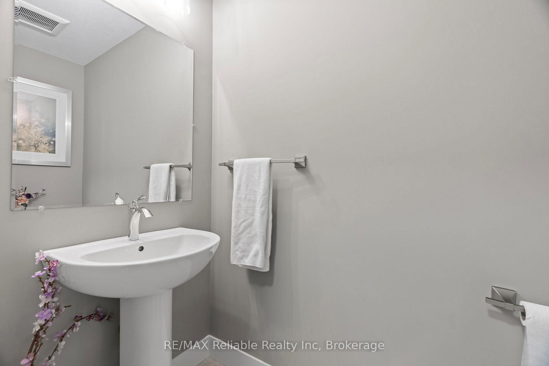 Photo 2 of 67 Briarhill Road, Huron East, Seaforth — HOMEH