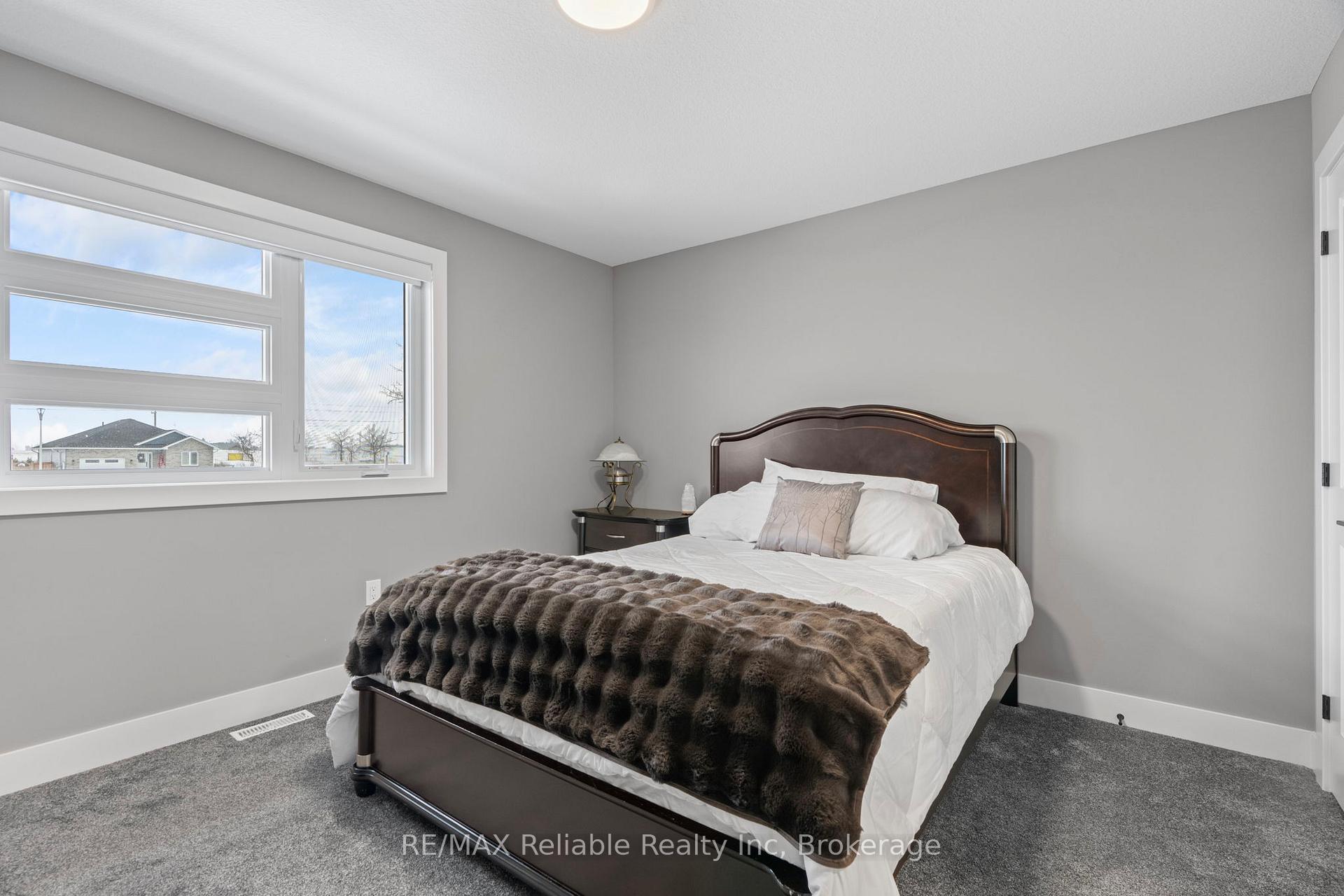Photo 18 of 67 Briarhill Road, Huron East, Seaforth — HOMEH