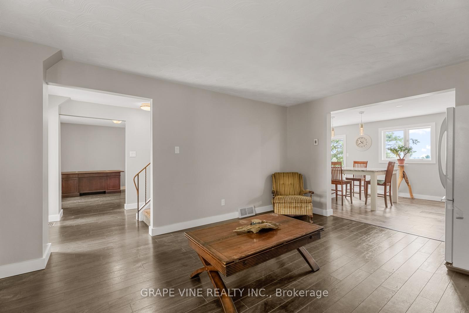 Photo 9 of 5073 Rushmore Road, Ottawa, South of Fallowfield Road — HOMEH