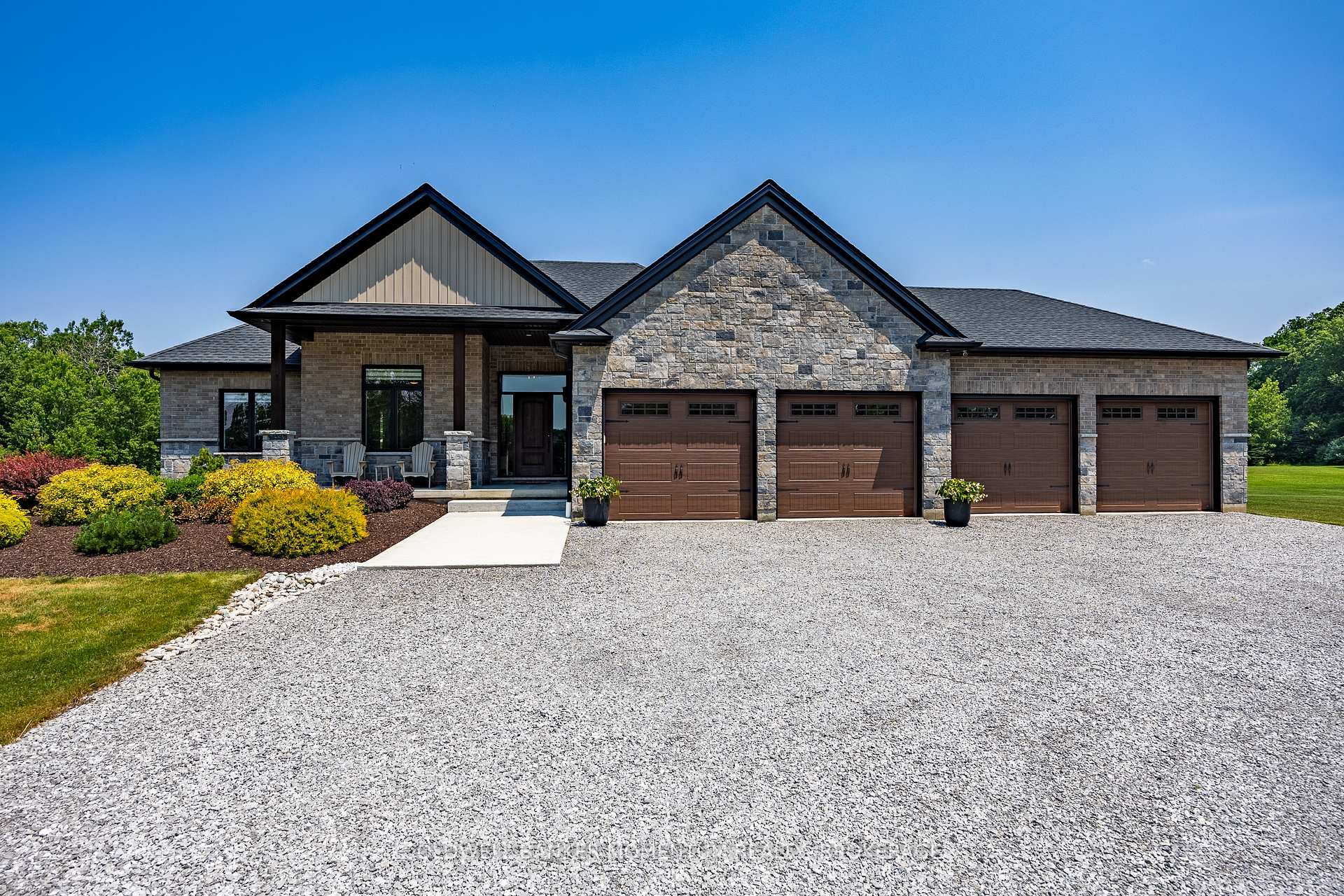 Front of 2554 Highway 59