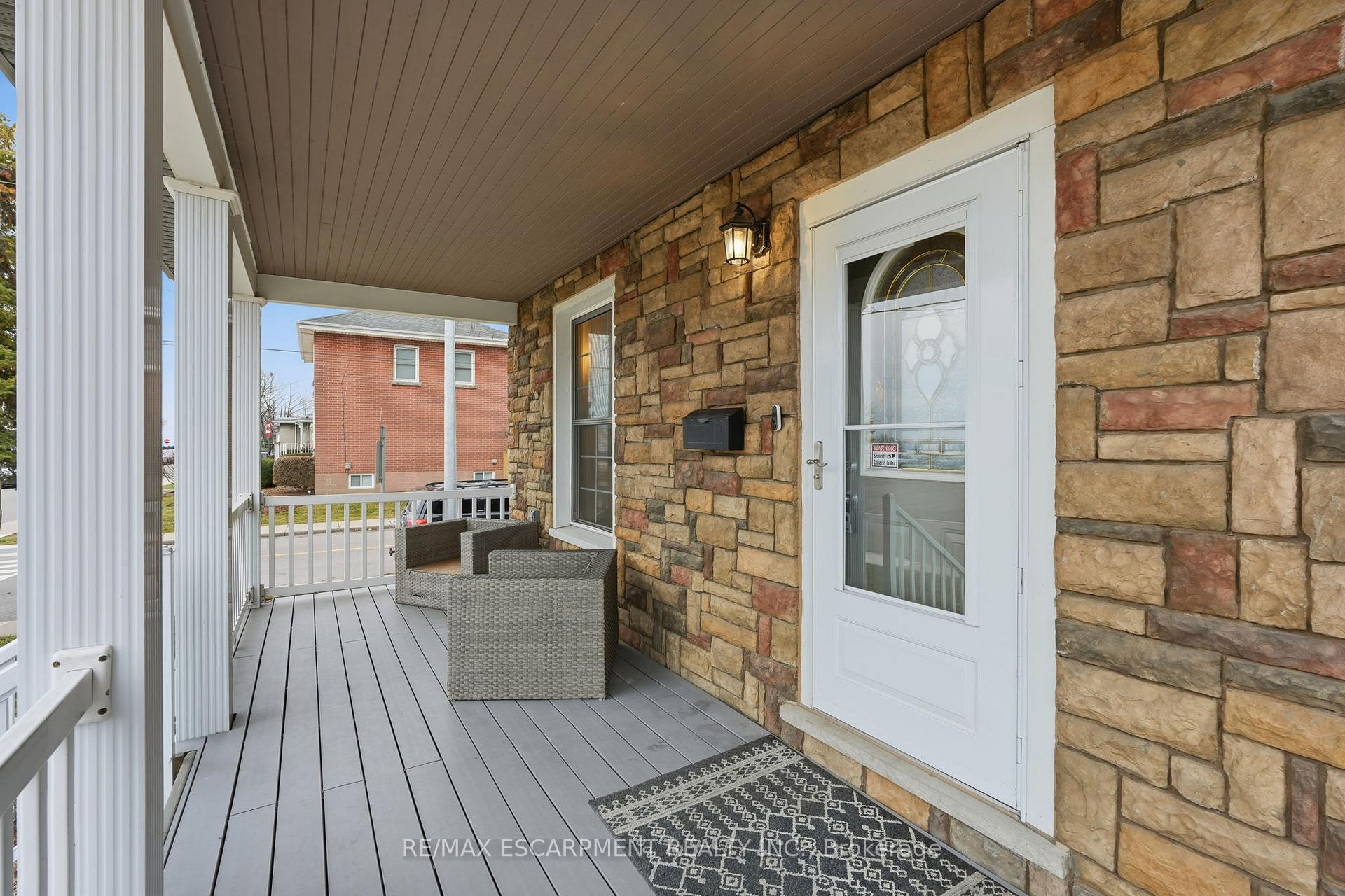 Photo 13 of 232 Mountain Park Avenue, Hamilton, Eastmount — HOMEH