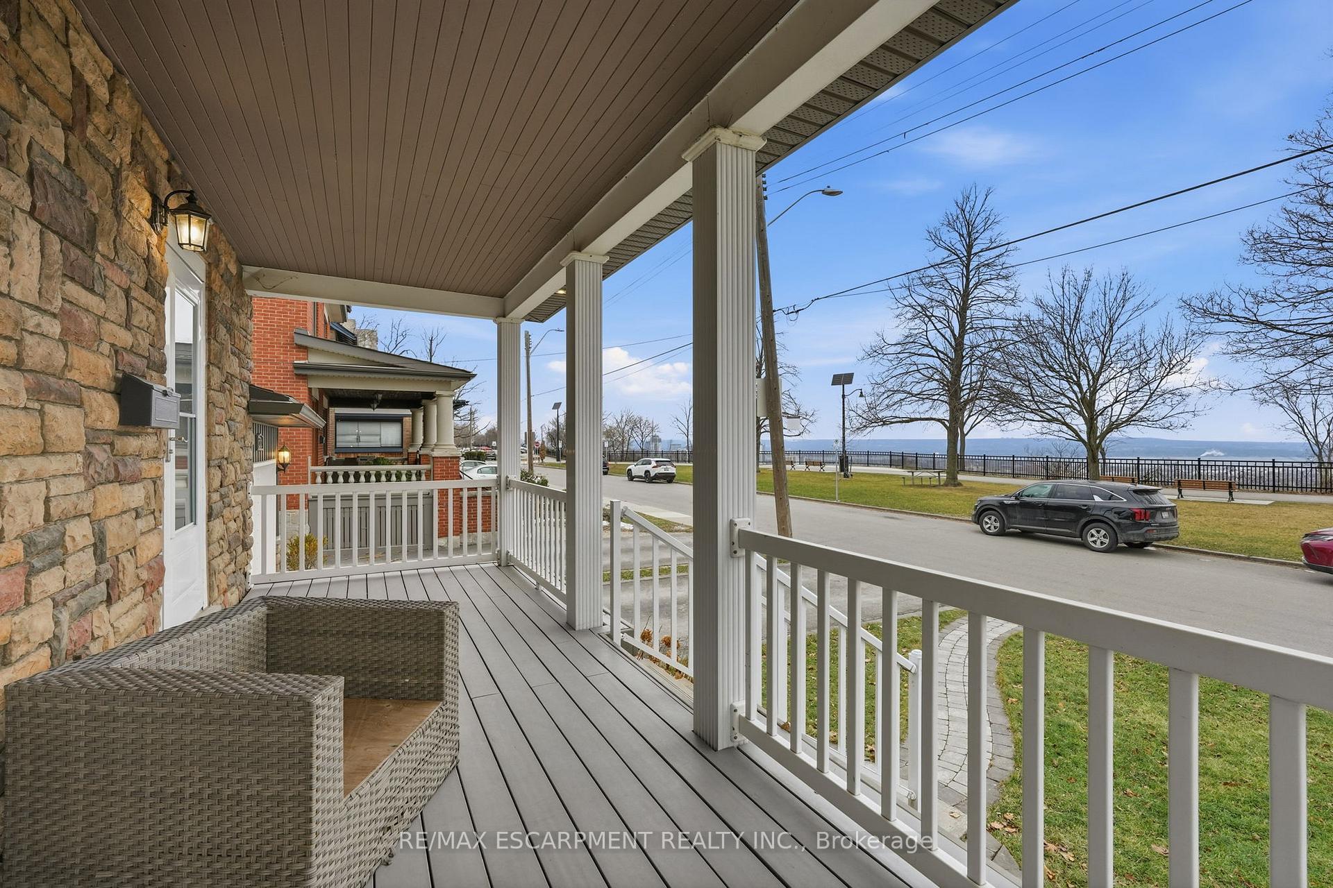 Photo 12 of 232 Mountain Park Avenue, Hamilton, Eastmount — HOMEH