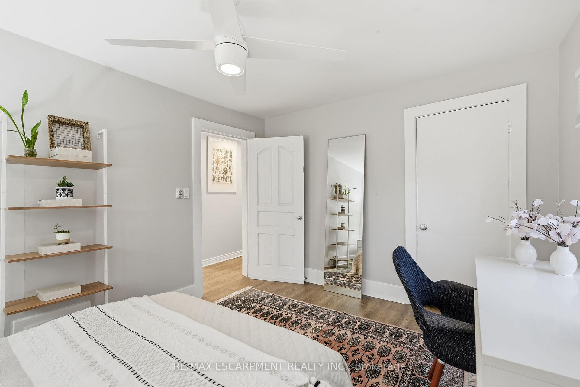 Photo 21 of 232 Mountain Park Avenue, Hamilton, Eastmount — HOMEH