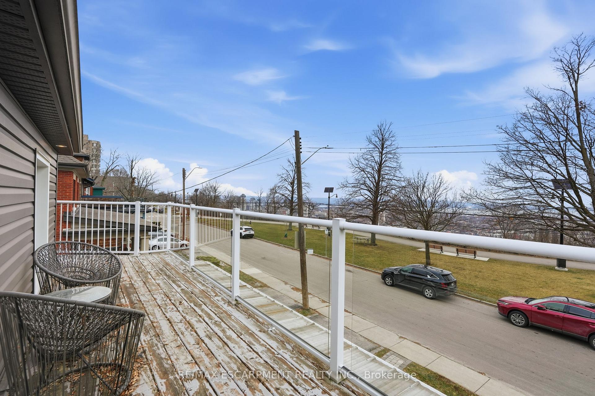Photo 43 of 232 Mountain Park Avenue, Hamilton, Eastmount — HOMEH