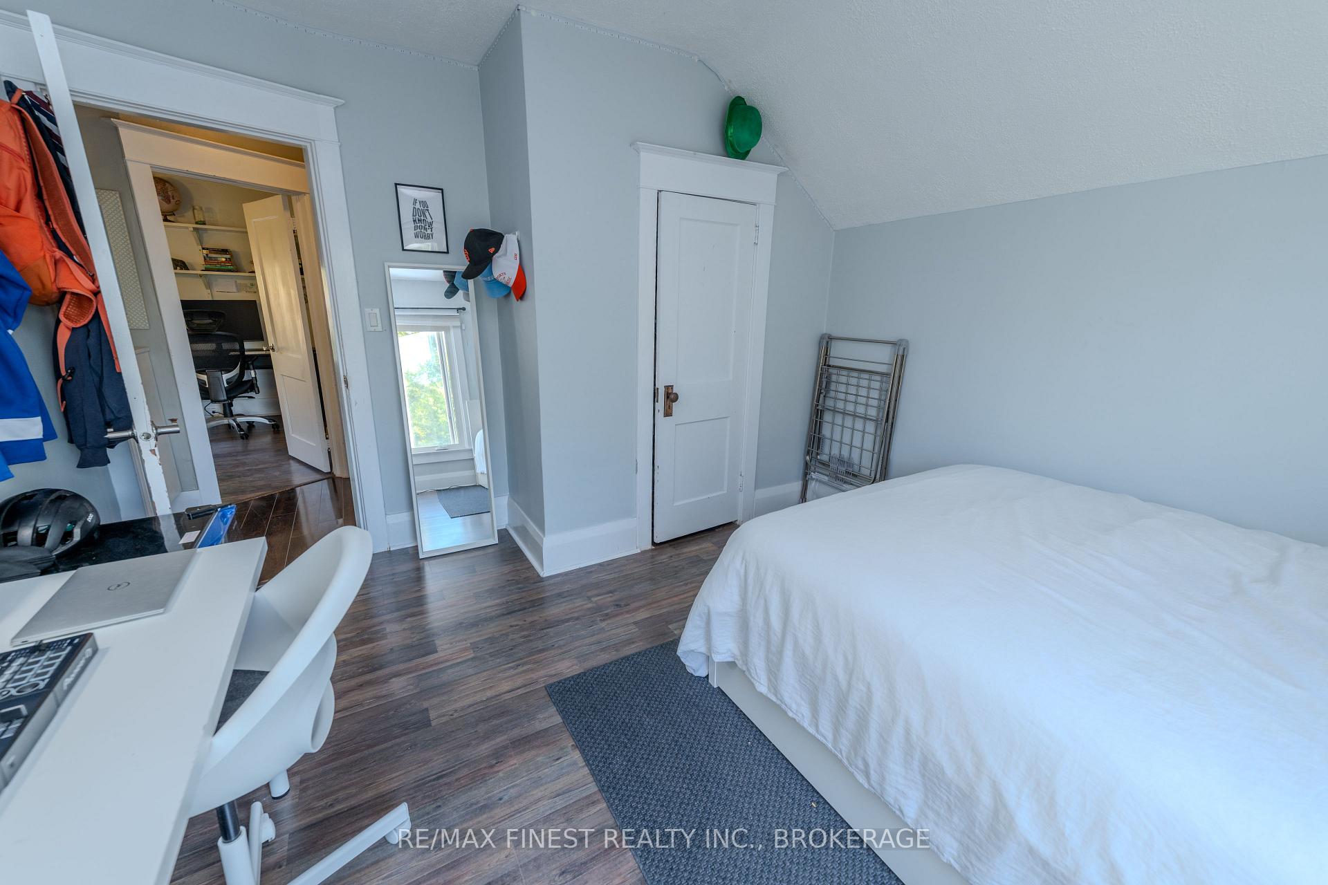 Photo 34 of 556 Brock Street, Kingston, Central City East — HOMEH