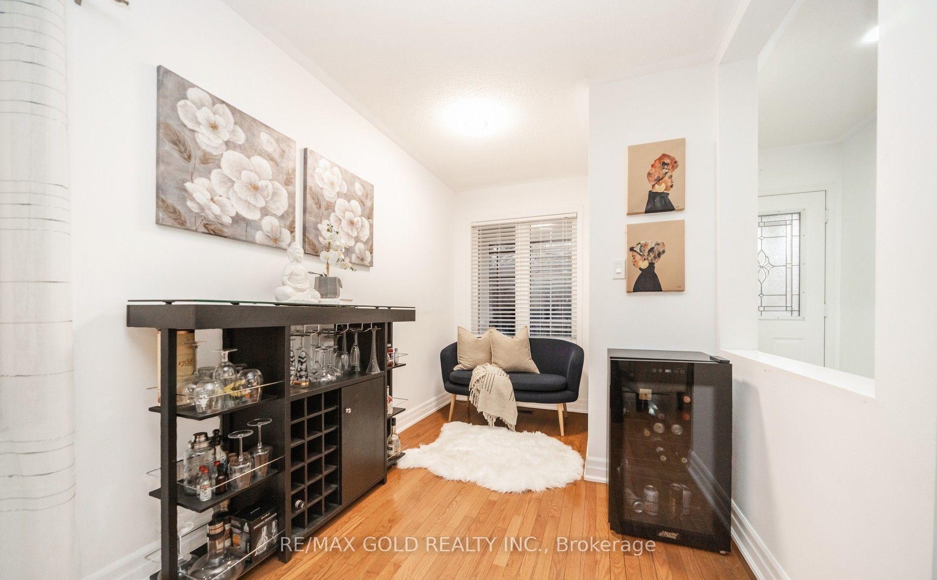 Photo 6 of 36 Roxton Crescent, Brampton, Fletcher's Meadow — HOMEH