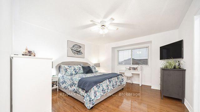 Photo 14 of 36 Roxton Crescent, Brampton, Fletcher's Meadow — HOMEH