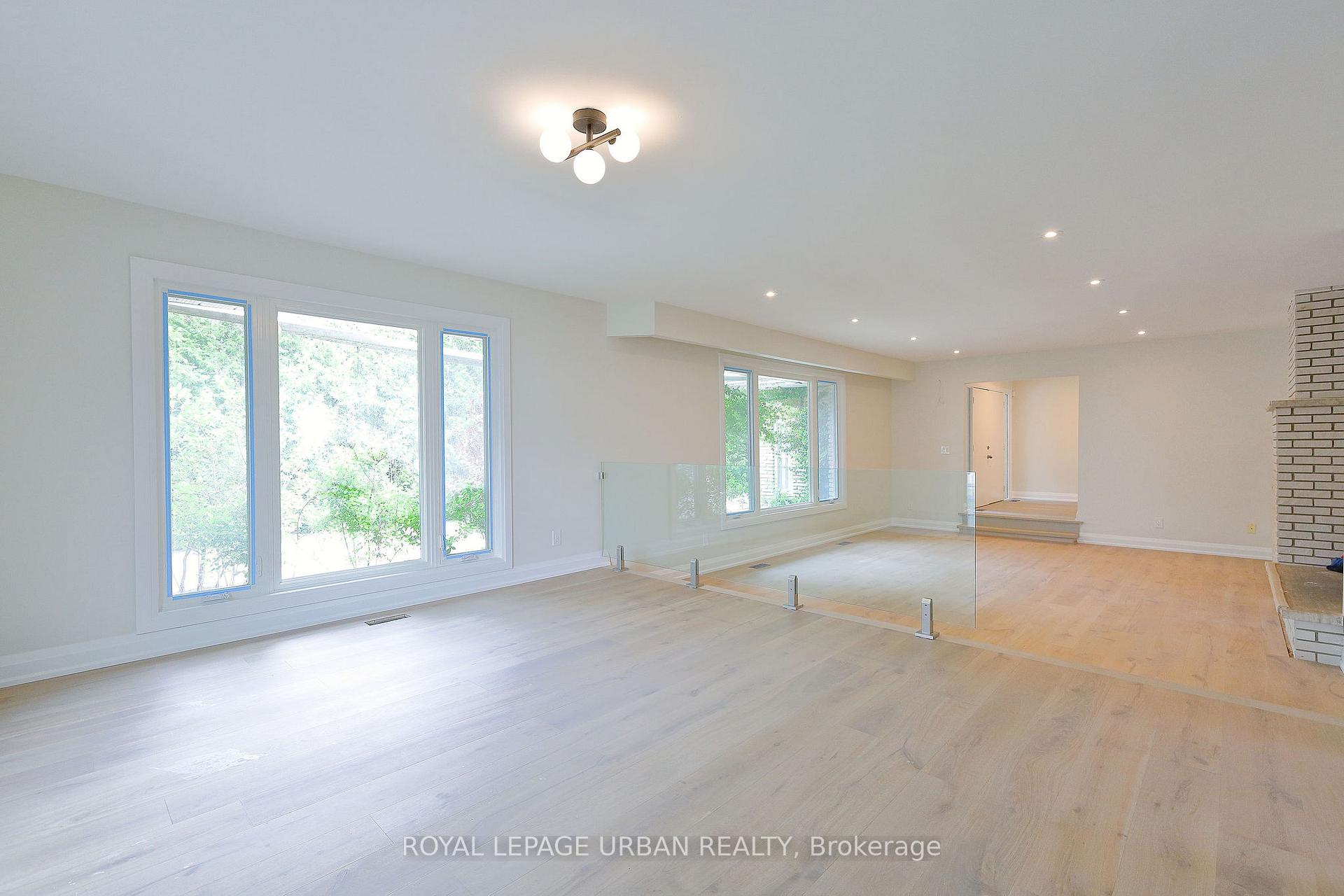Photo 3 of 18545 Keele Street, King, Rural King — HOMEH