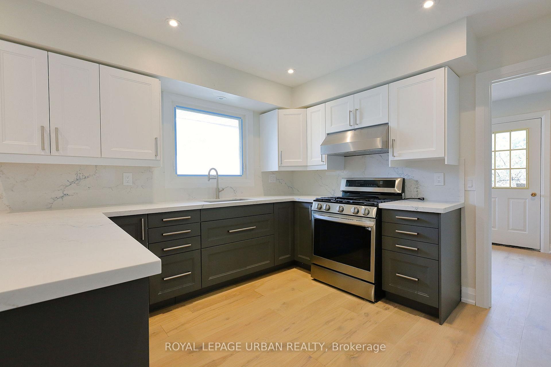Photo 8 of 18545 Keele Street, King, Rural King — HOMEH