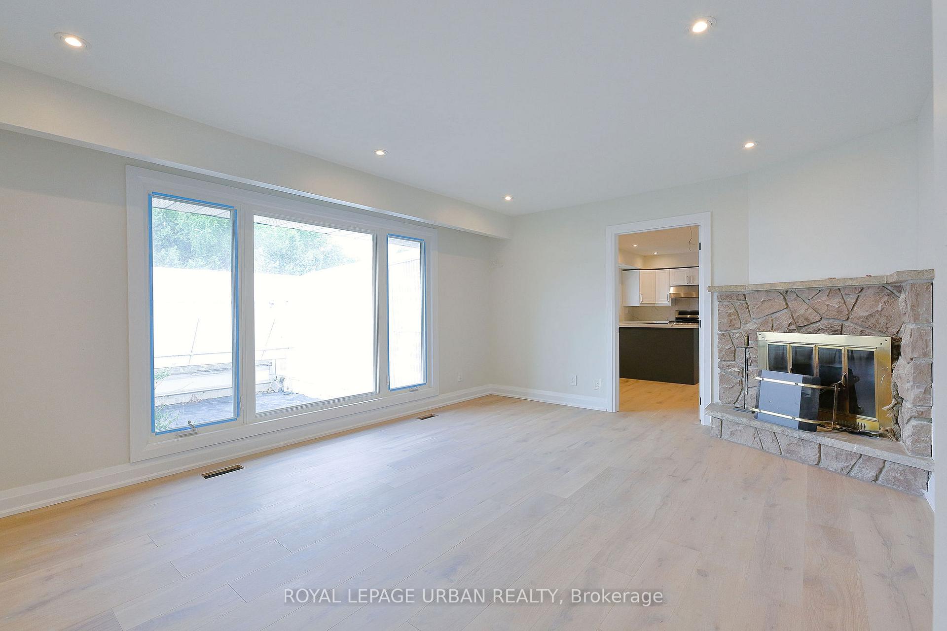 Photo 11 of 18545 Keele Street, King, Rural King — HOMEH