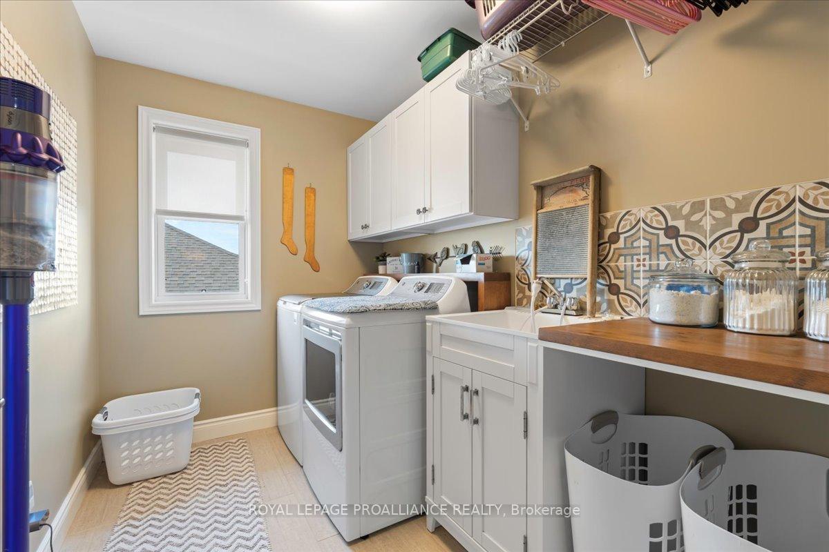 Photo 22 of 4 Trinity Court, Belleville, Belleville Ward — HOMEH