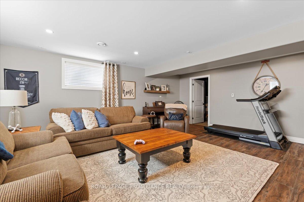 Photo 31 of 4 Trinity Court, Belleville, Belleville Ward — HOMEH